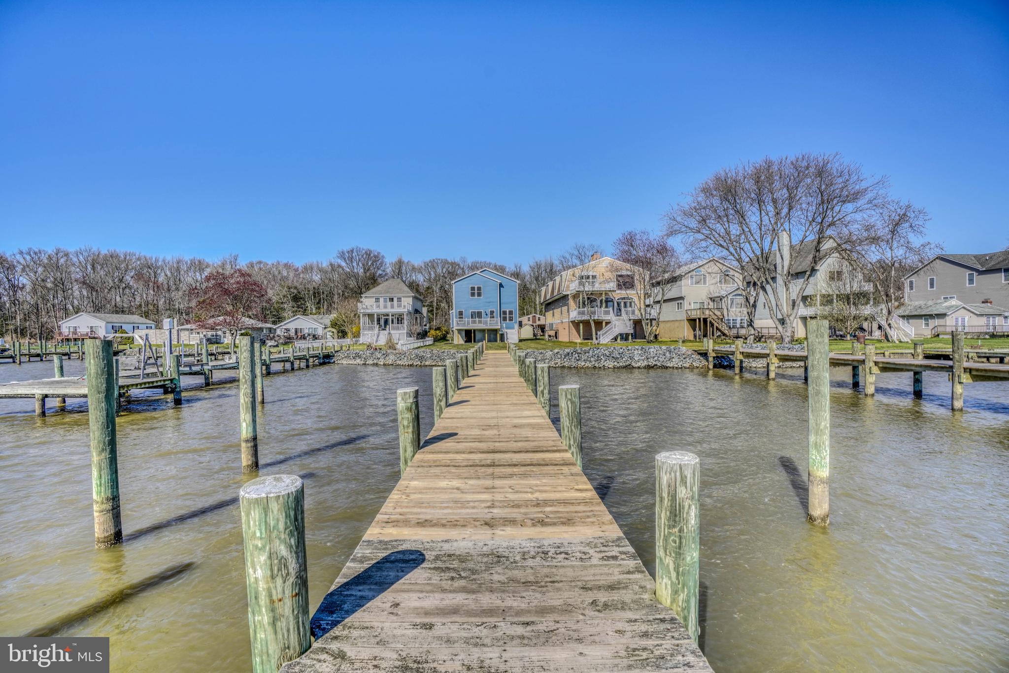 BOWLEYS QUARTERS - Residential