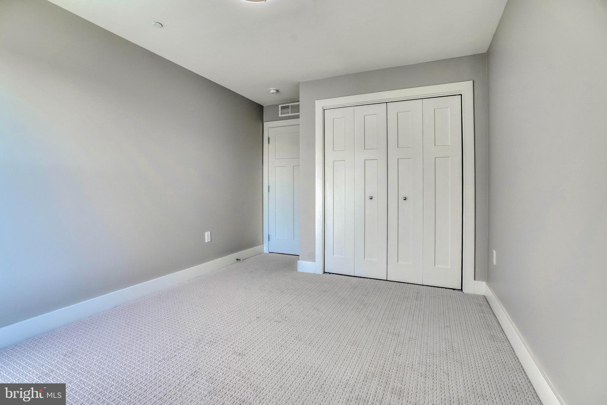 BOWLEYS QUARTERS - Residential