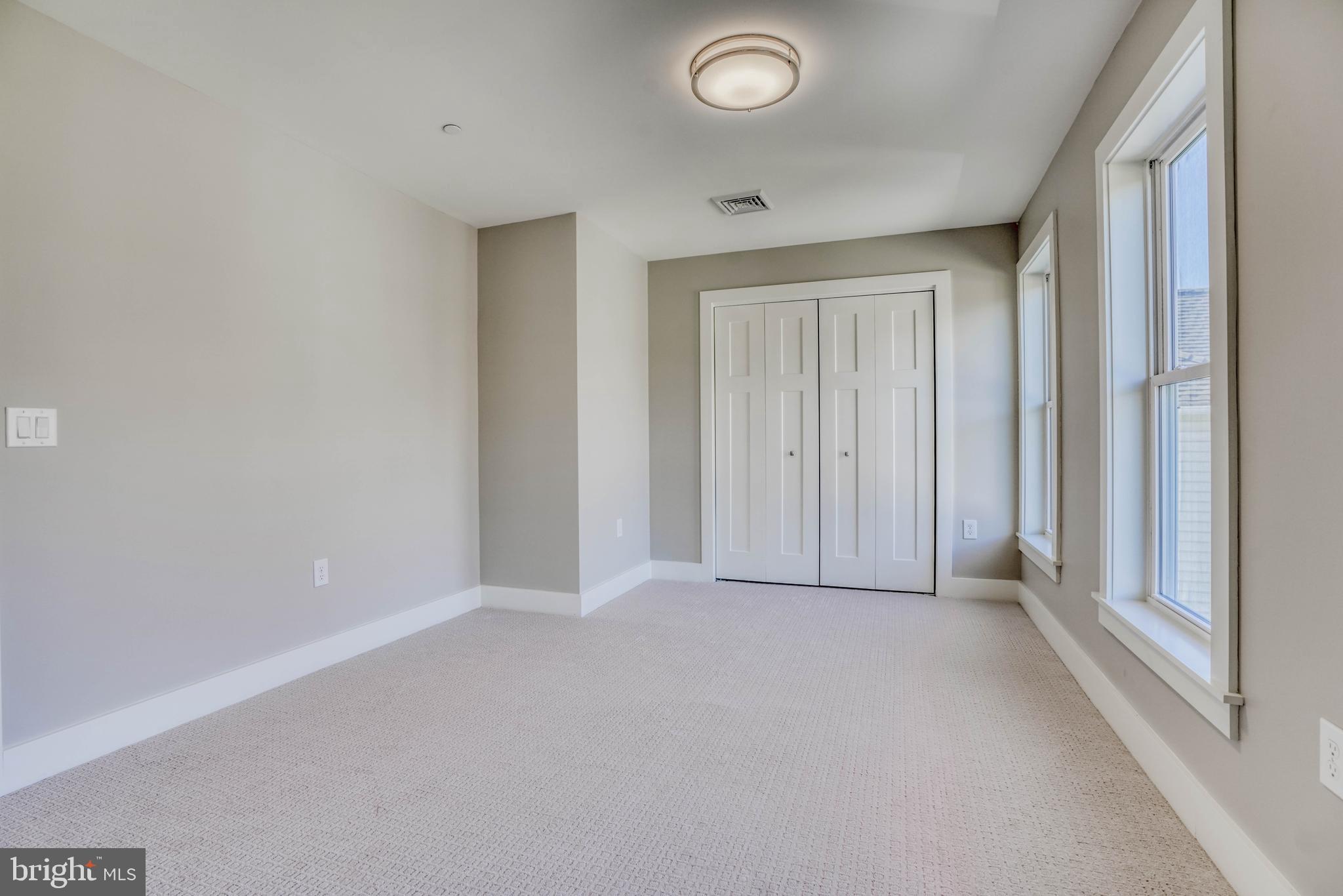 BOWLEYS QUARTERS - Residential