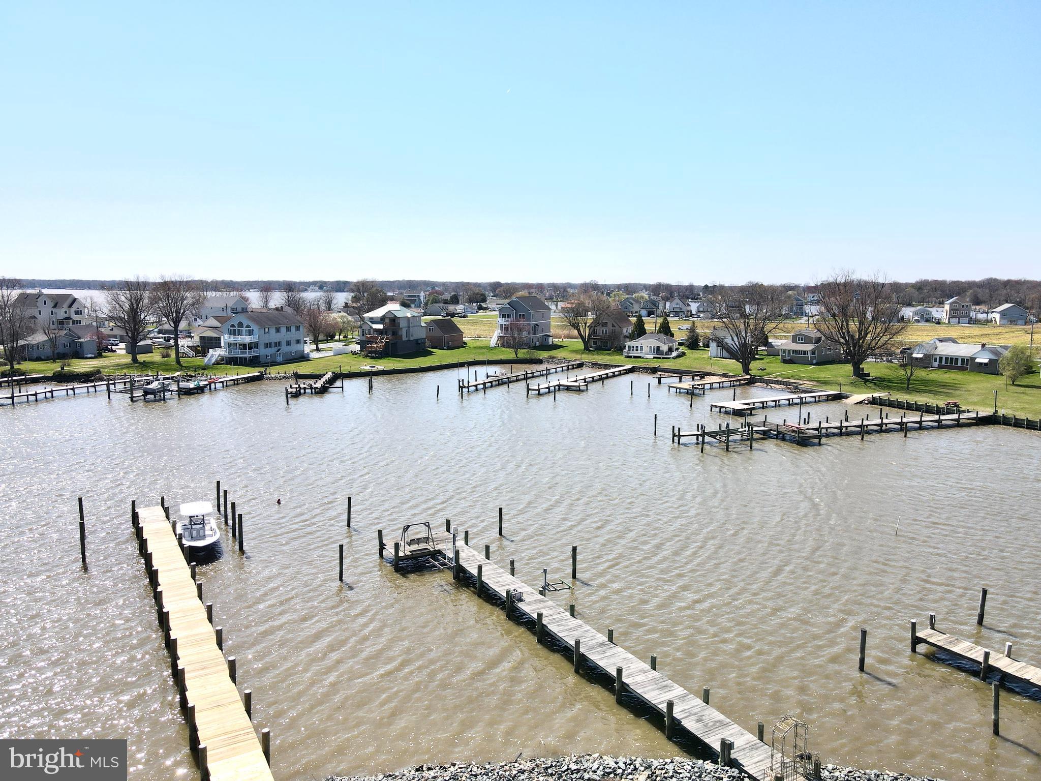 BOWLEYS QUARTERS - Residential