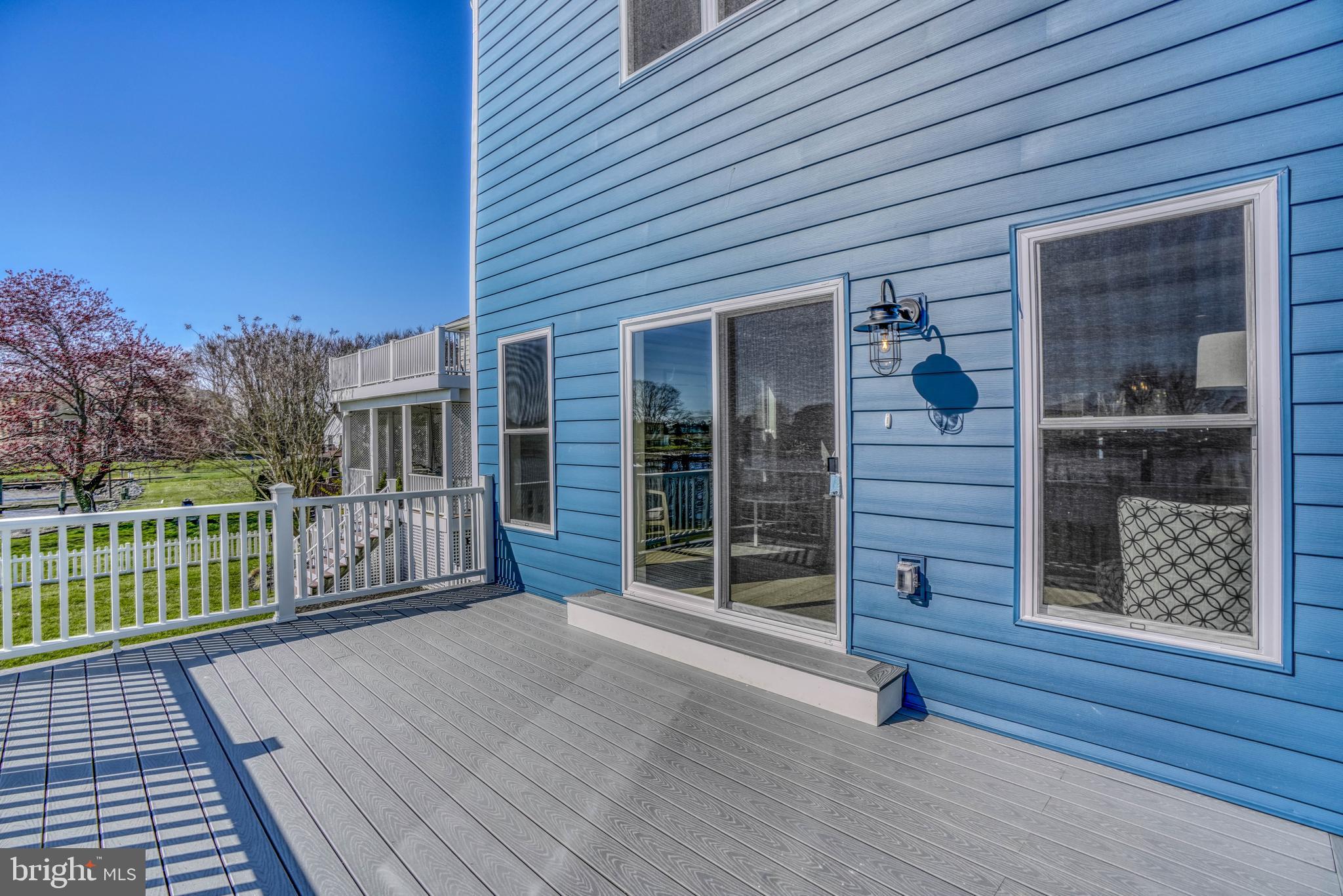 BOWLEYS QUARTERS - Residential