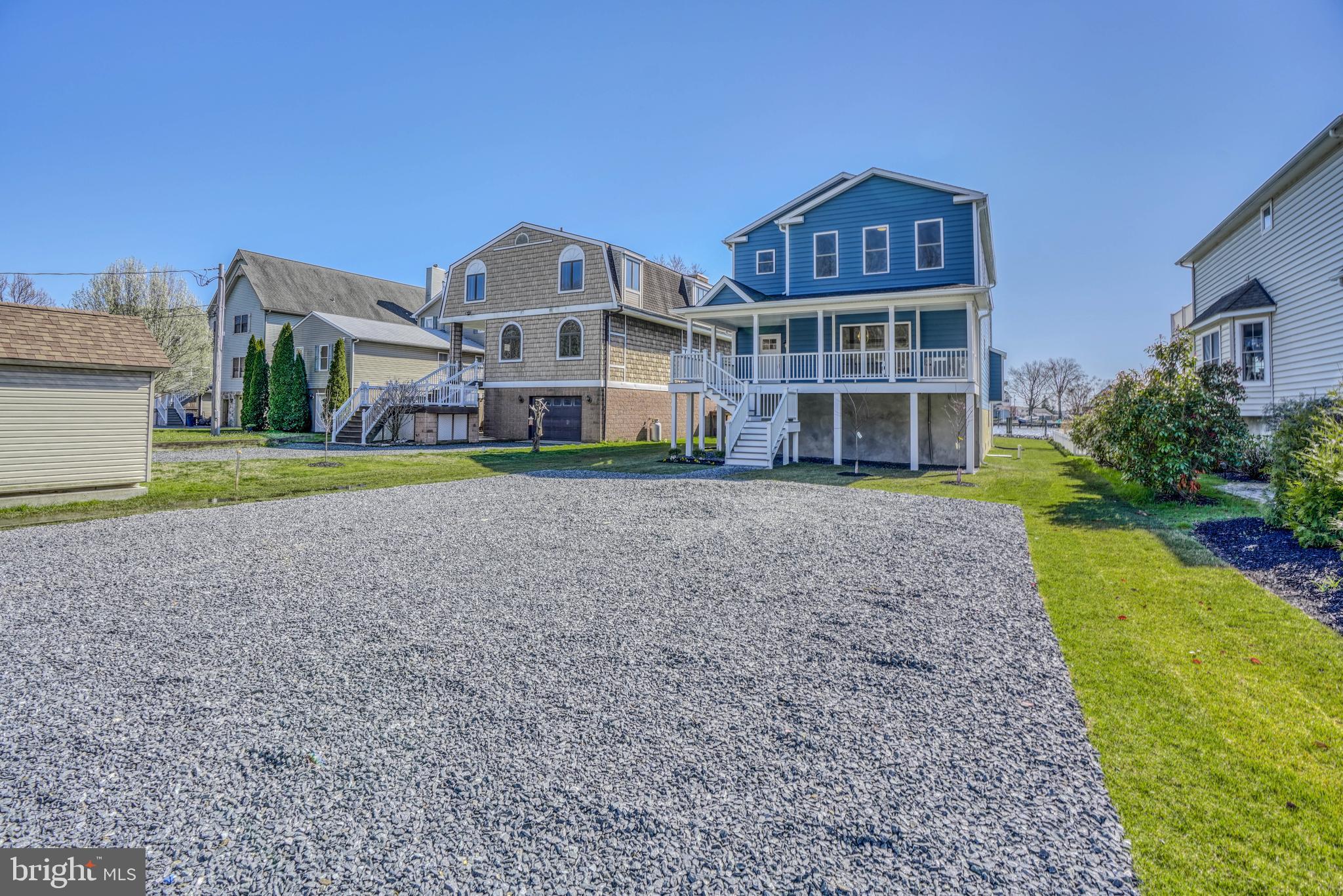 BOWLEYS QUARTERS - Residential