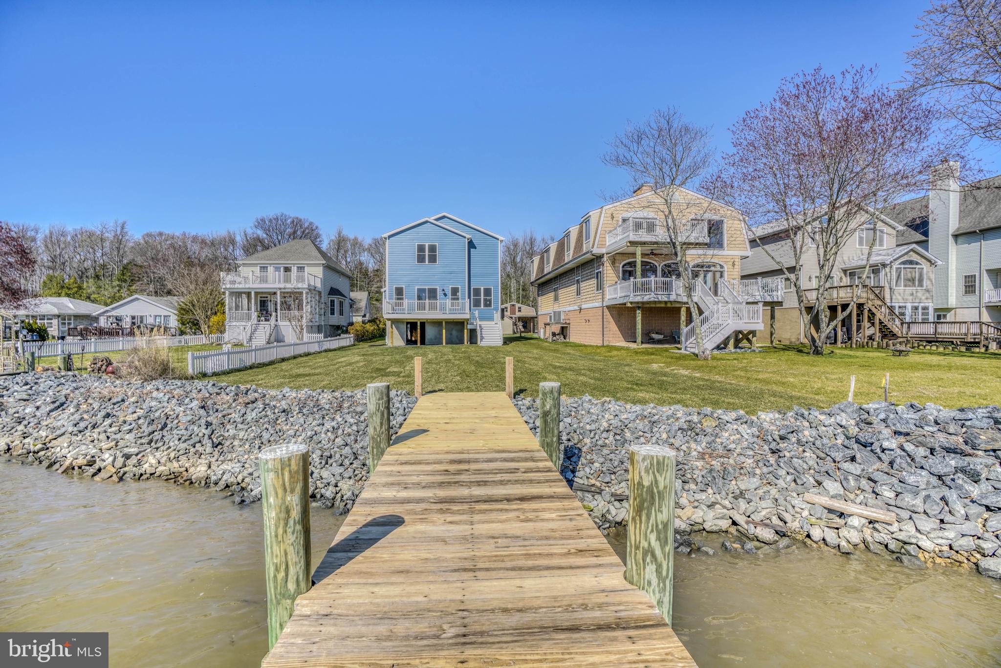 BOWLEYS QUARTERS - Residential