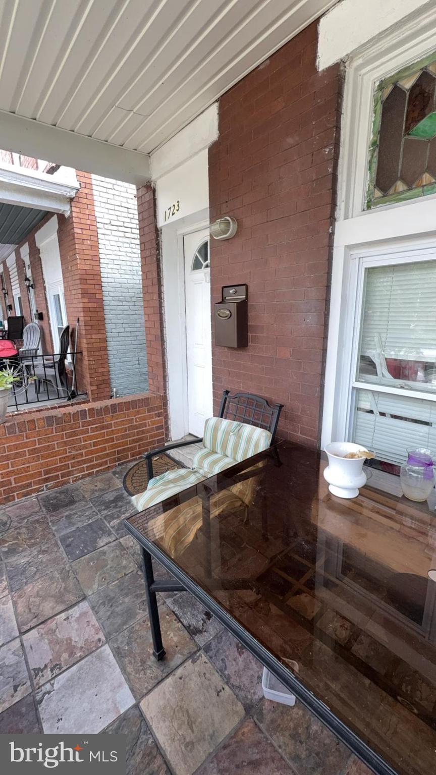 MONTEBELLO - Residential