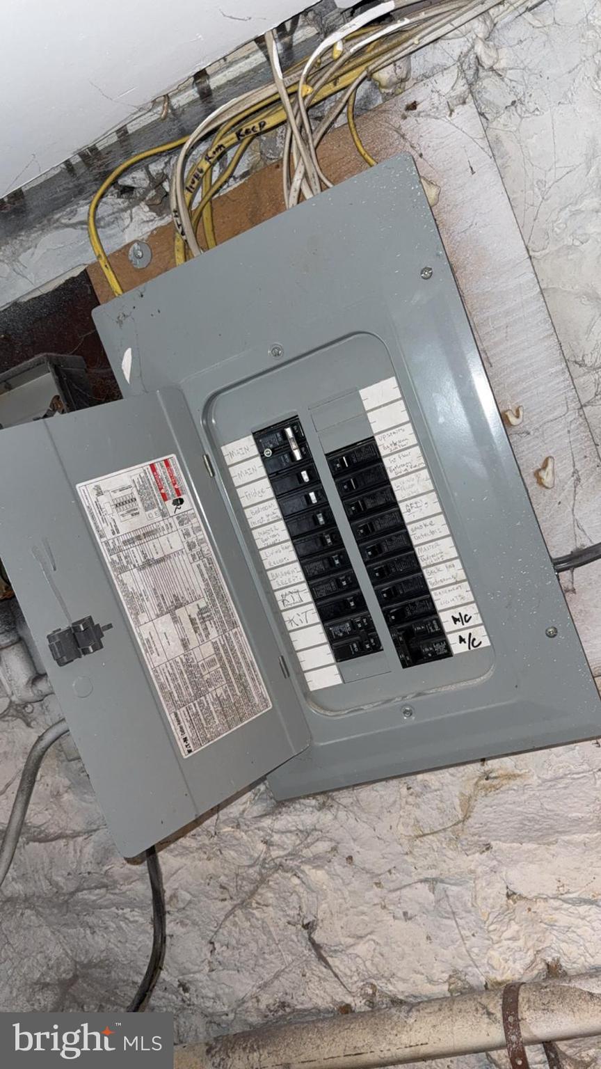 MONTEBELLO - Residential