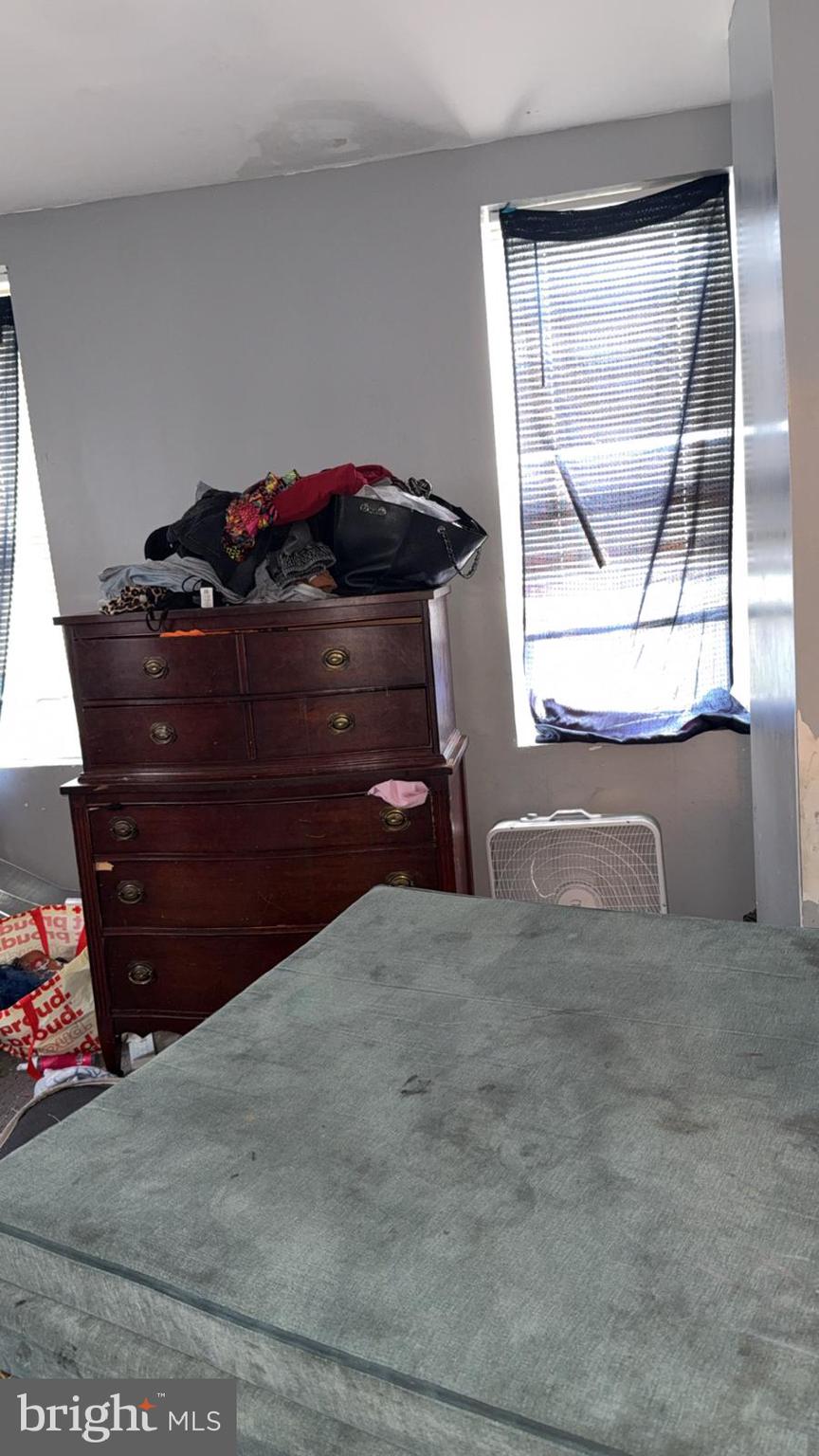 MONTEBELLO - Residential