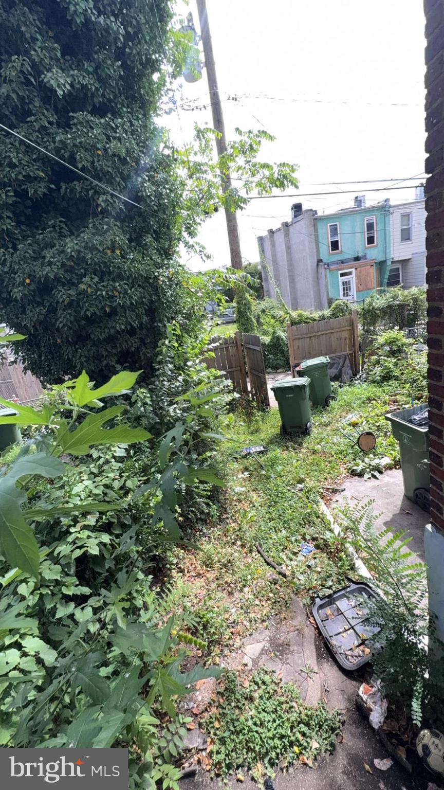 MONTEBELLO - Residential