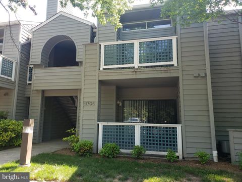 11705 SUMMERCHASE CIRCLE A 1705-A RESTON VA 20194