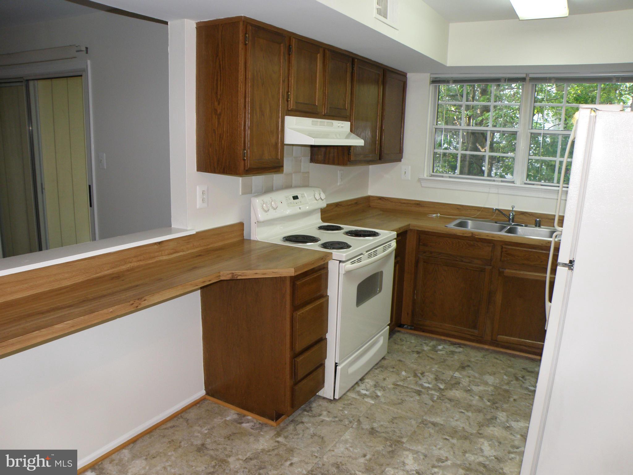 ANTIETAM SQUARE CONDO - Residential