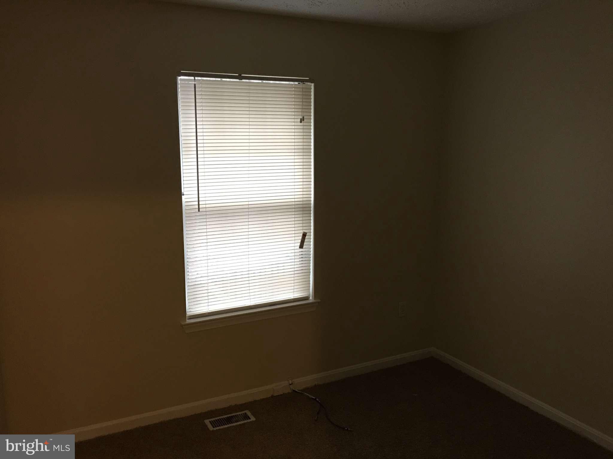 ROSECROFT VILLAGE PLAT T - Residential Lease