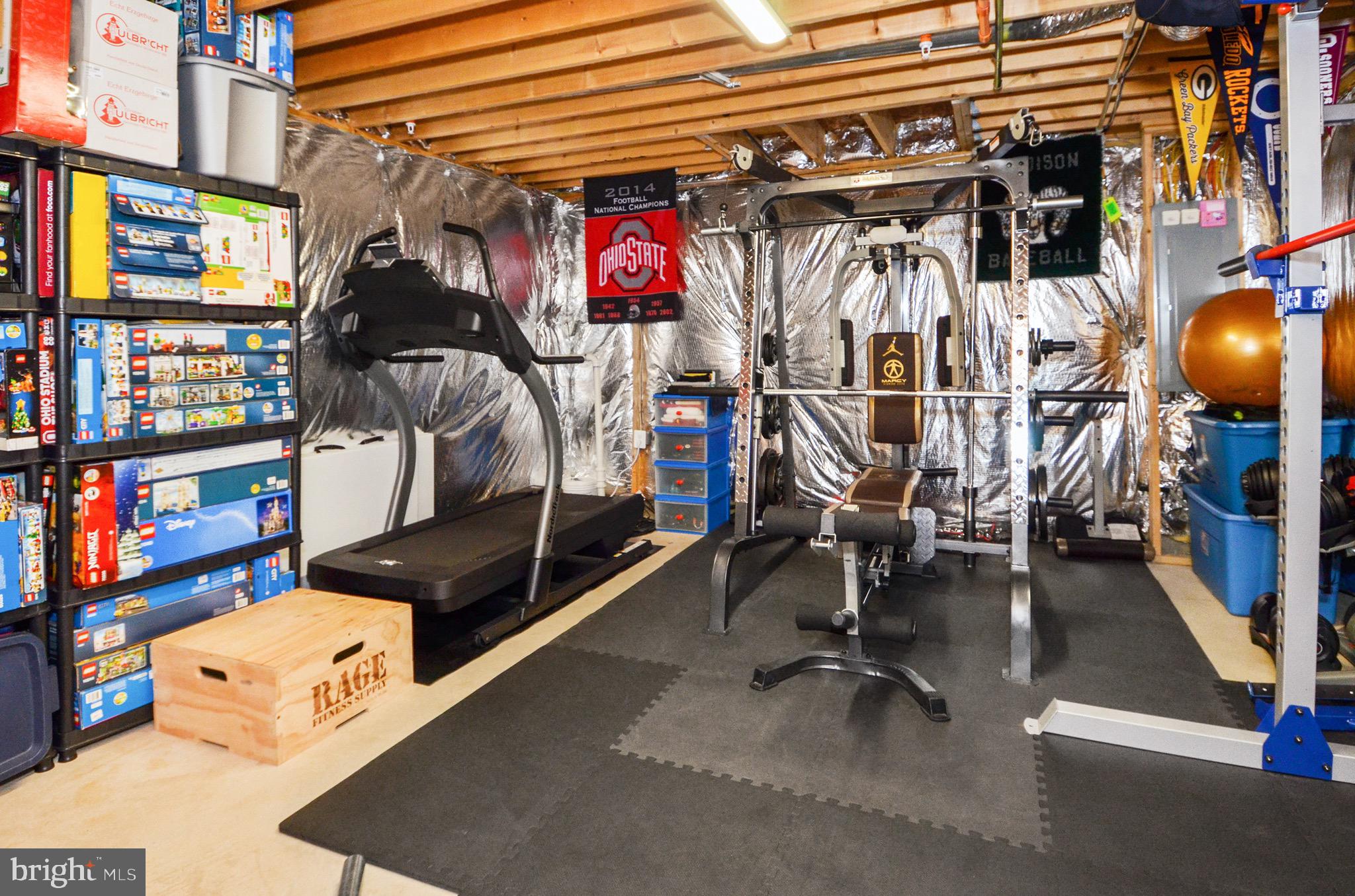 AUTUMN HILLS - Residential