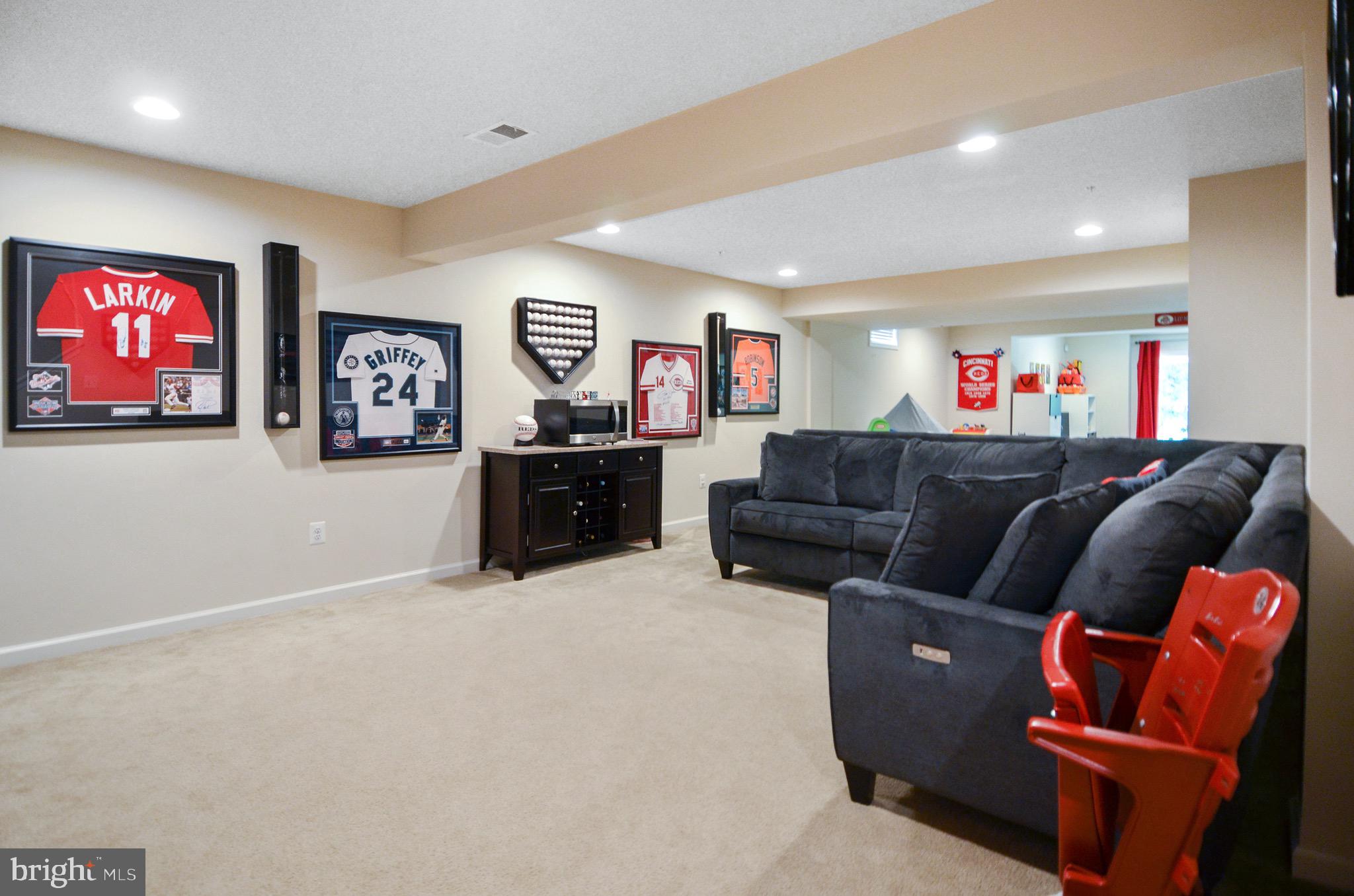 AUTUMN HILLS - Residential