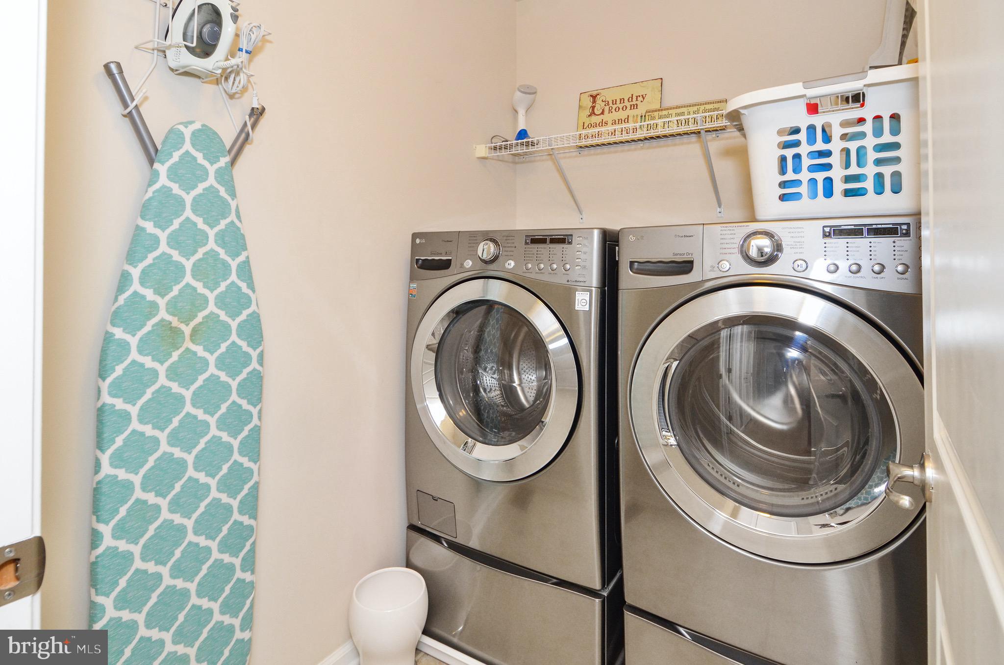 AUTUMN HILLS - Residential