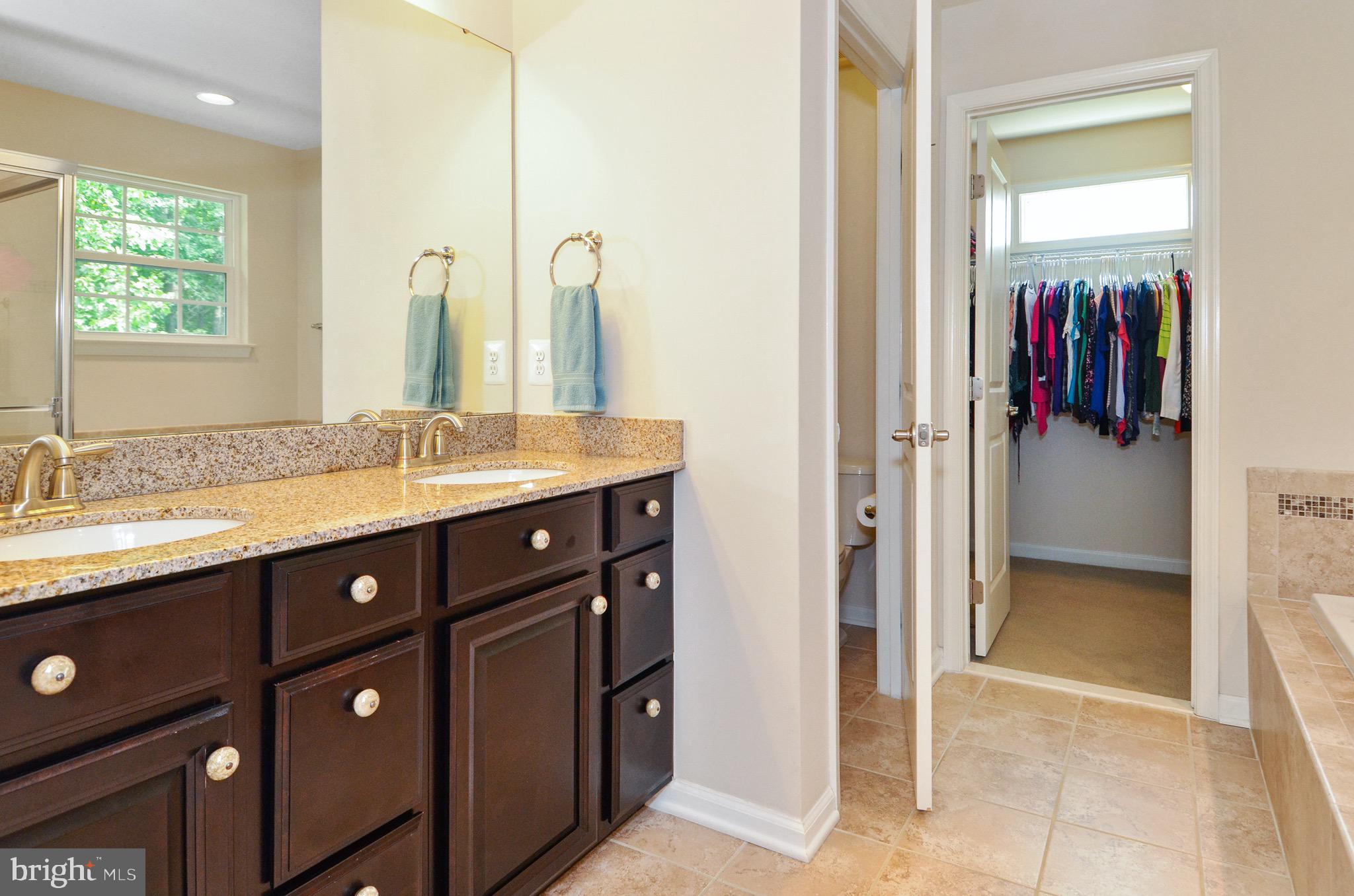 AUTUMN HILLS - Residential