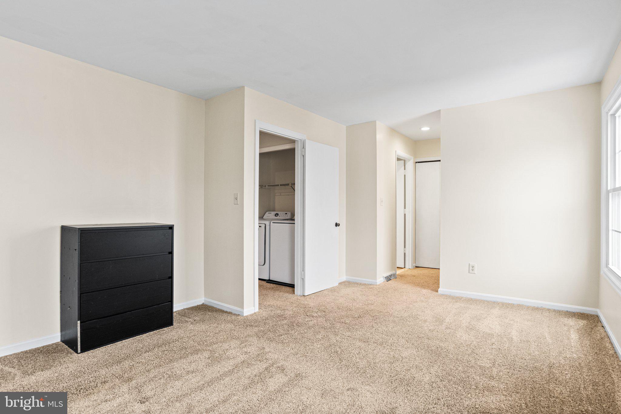 CREST OF HERSHEY - Residential Lease