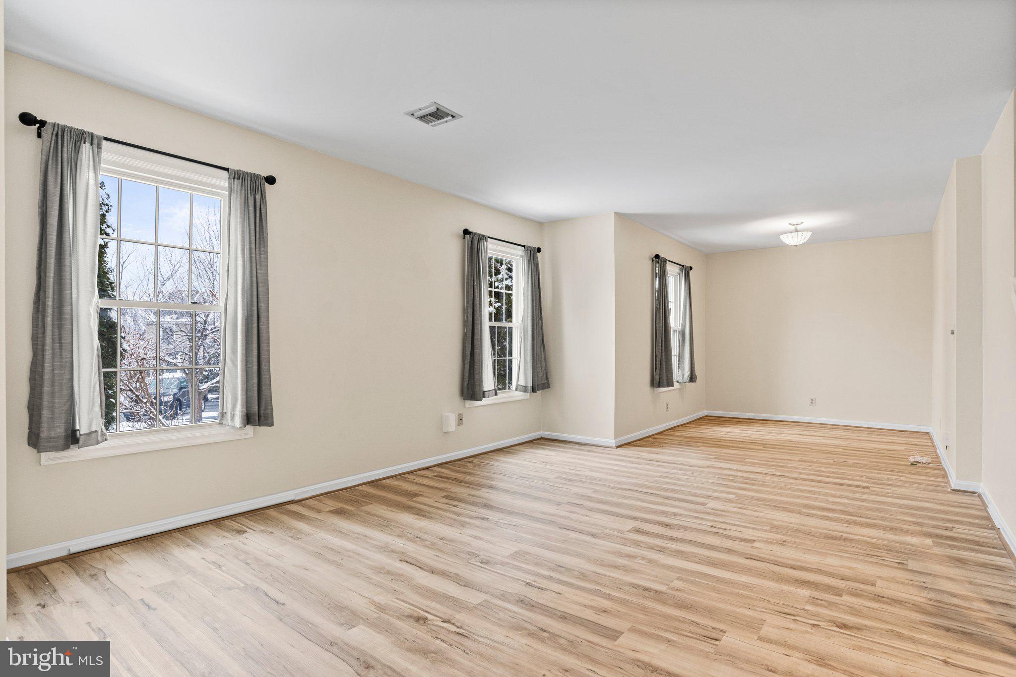 CREST OF HERSHEY - Residential Lease