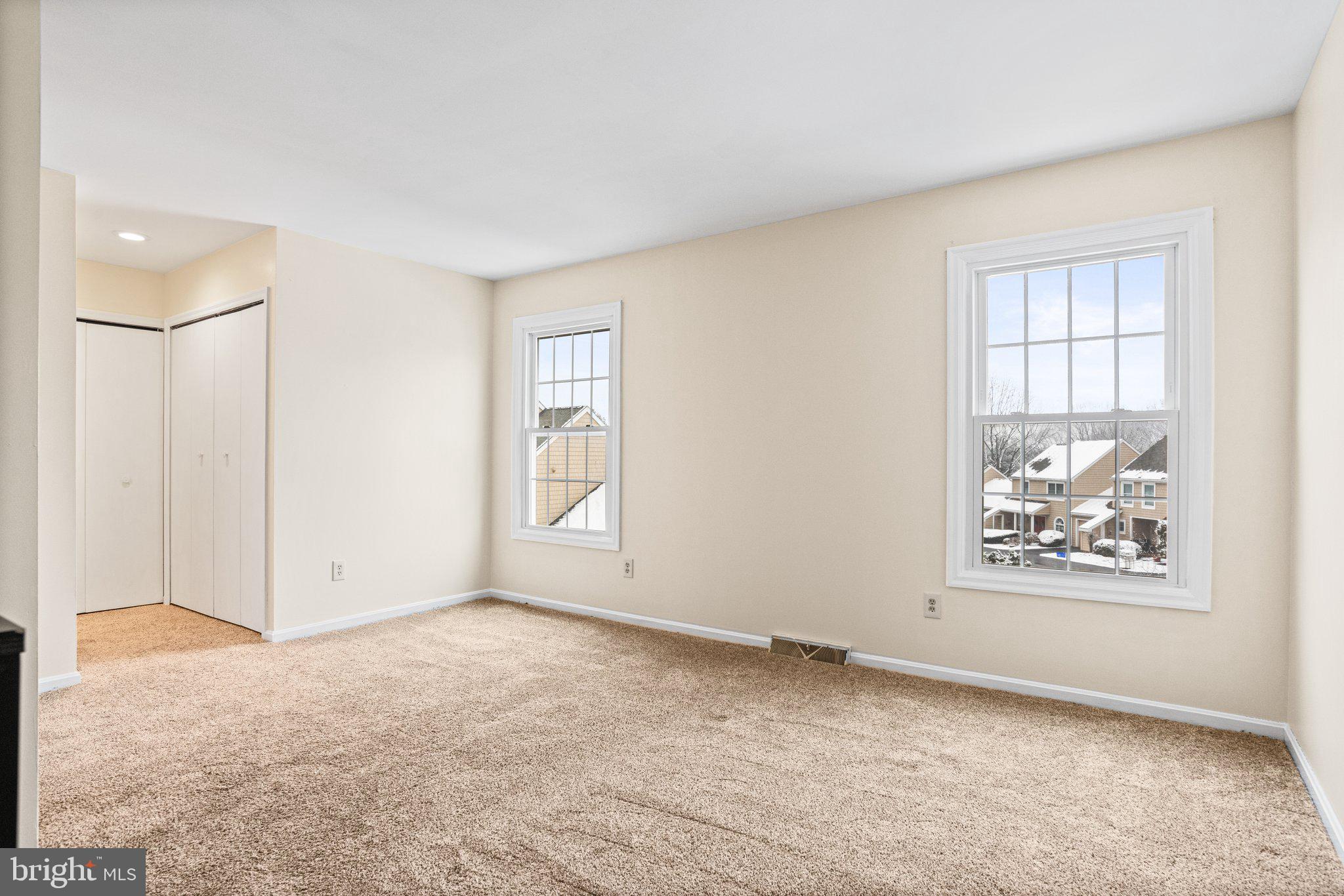 CREST OF HERSHEY - Residential Lease