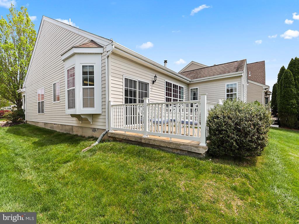 HERITAGE CR ESTS - Residential