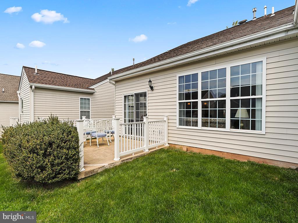 HERITAGE CR ESTS - Residential