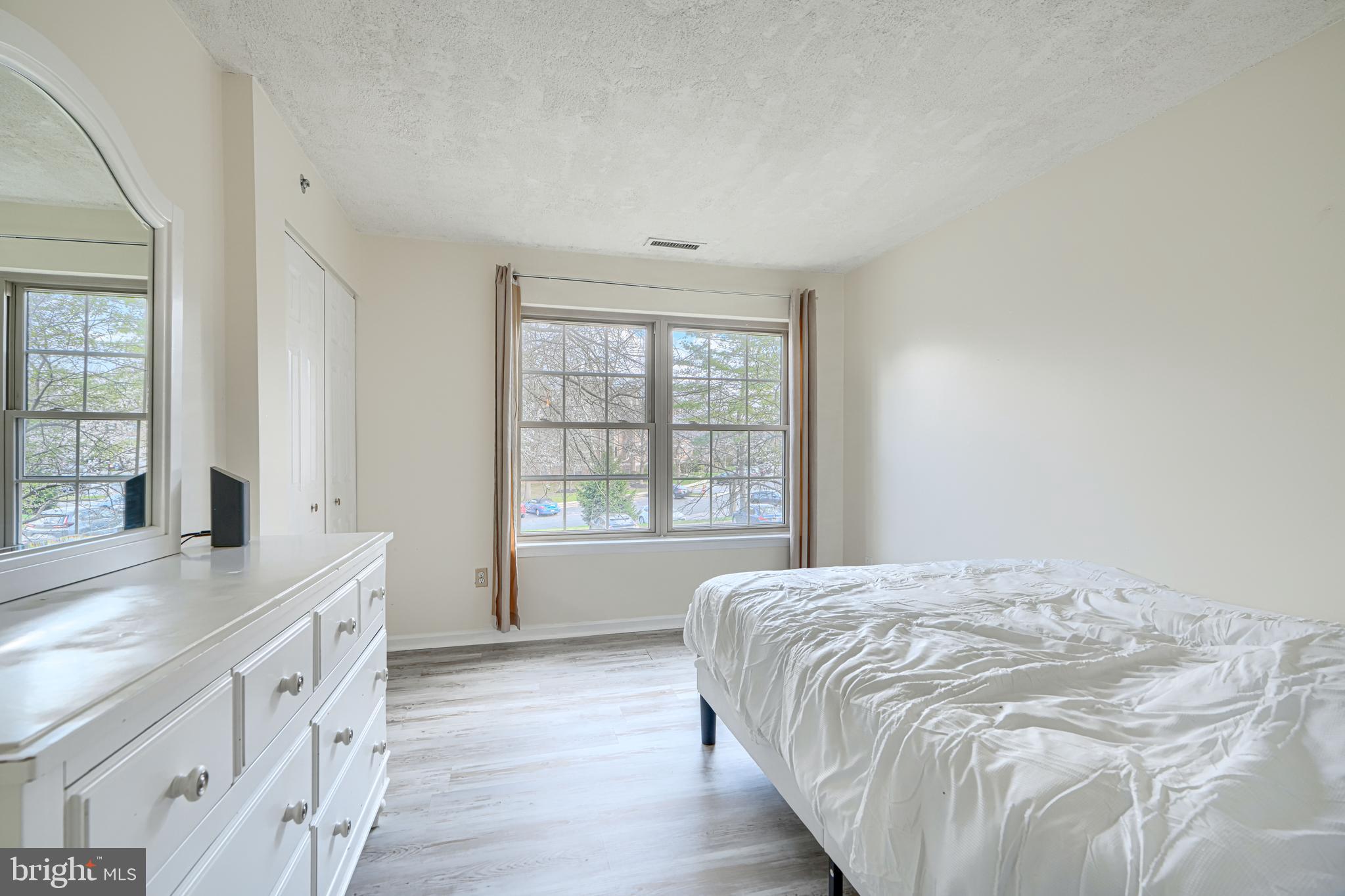 RAINFLOWER - Residential