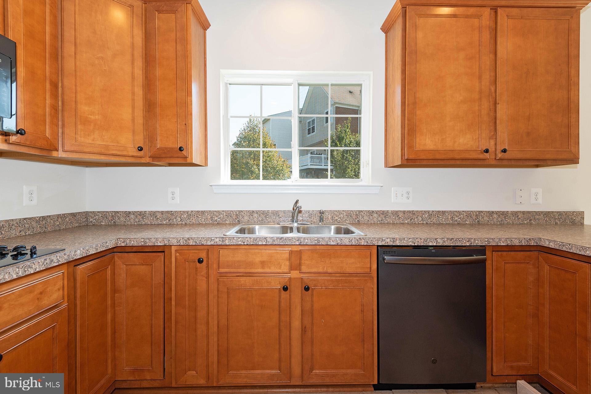 VILLAGES AT PEPPER MILL - Residential