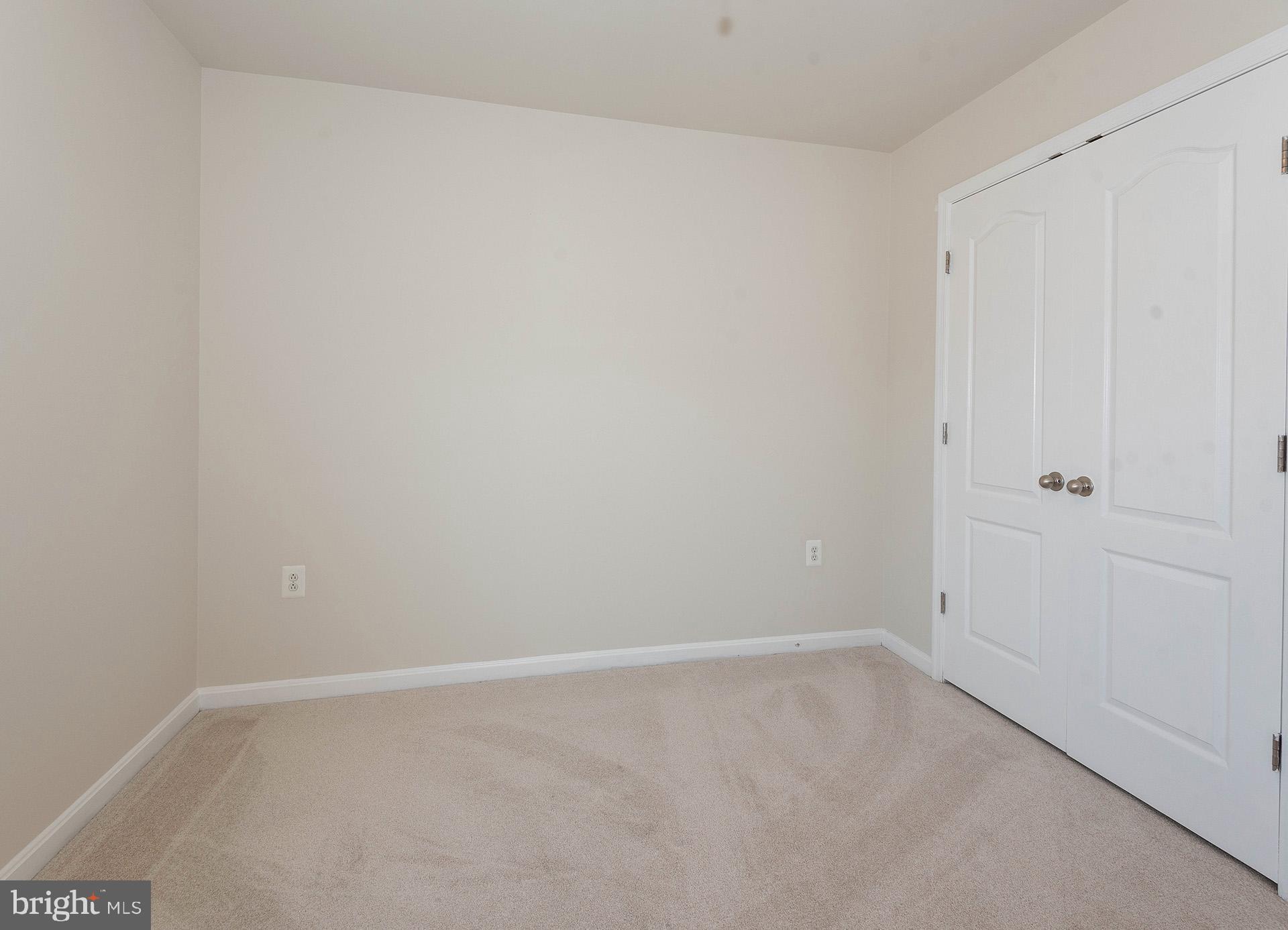 VILLAGES AT PEPPER MILL - Residential