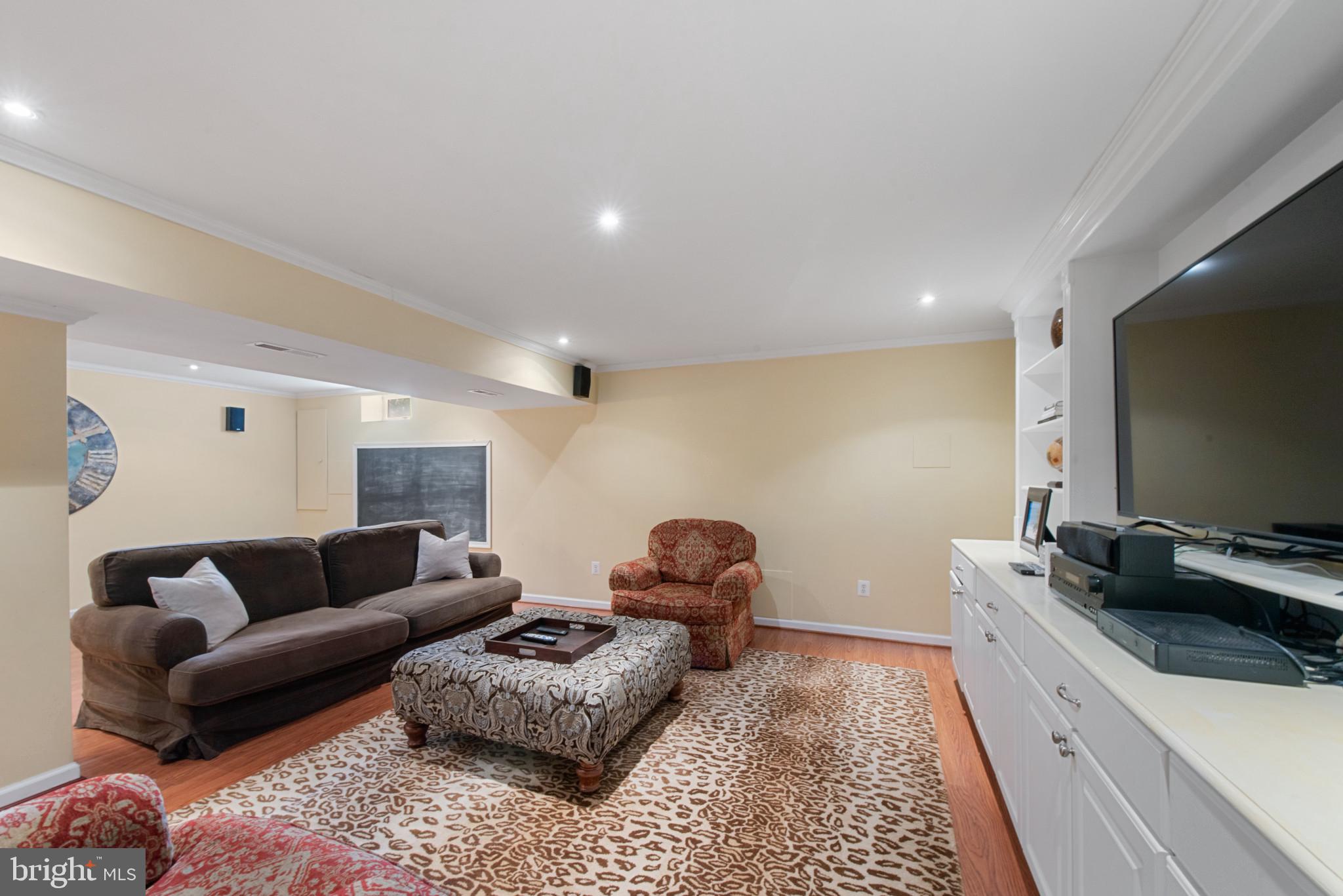 WOODCREST - Residential