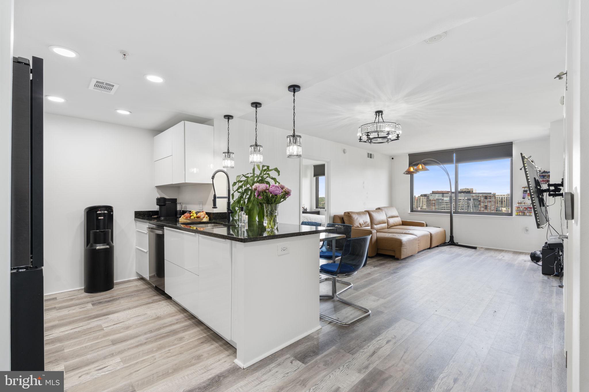 2451 MIDTOWN AVENUE 1501