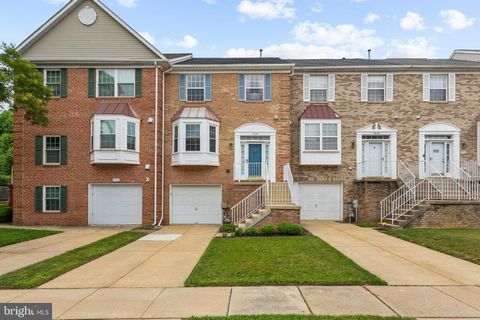 Townhouse For Sale - 9534 Georgian Way<br/> Baltimore County, OWINGS MILLS, MD 21117
