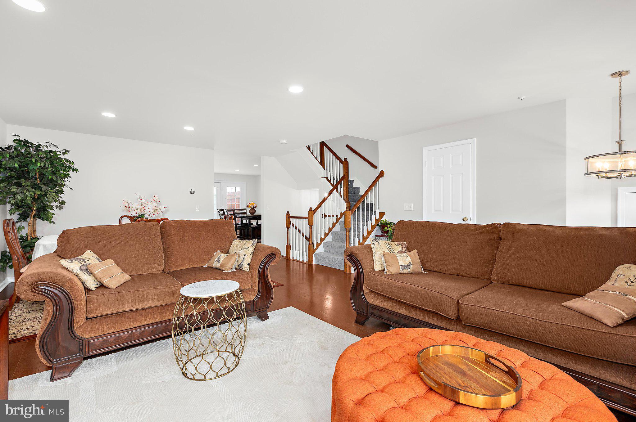9534 GEORGIAN WAY