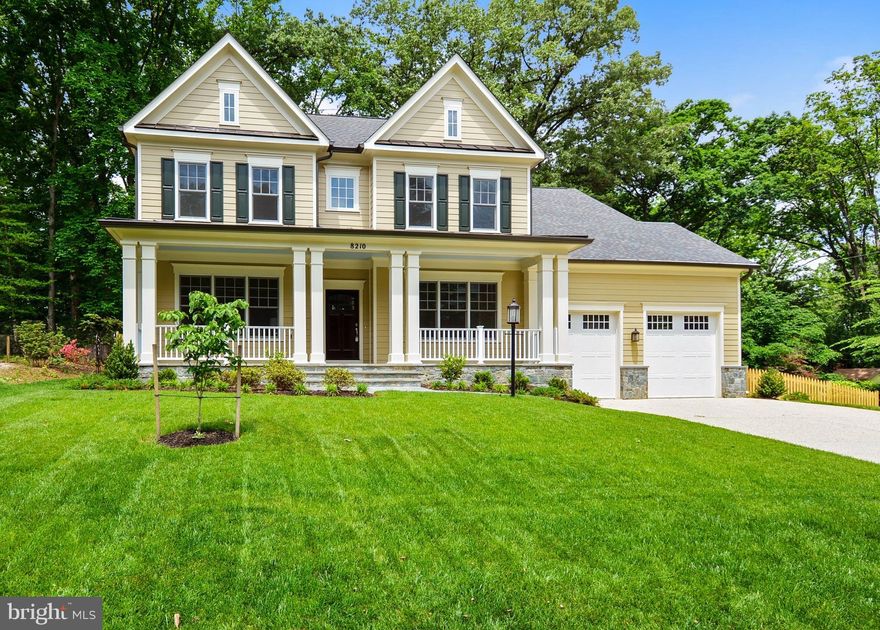 OPEN SUN 2-4PM! Gorgeous Studio Z designed home feat 10' ceilings & a light-filled, open flr plan. Generous rm sizes, incredible designer gourmet kitchen, huge walk in pantry, FR w coffered ceiling, 1st flr study, screened back porch & charming frnt porch. Mstr suite w/expansive closet & spa bath. Optional elevator.  Large 1/4 acre lot, Whitman