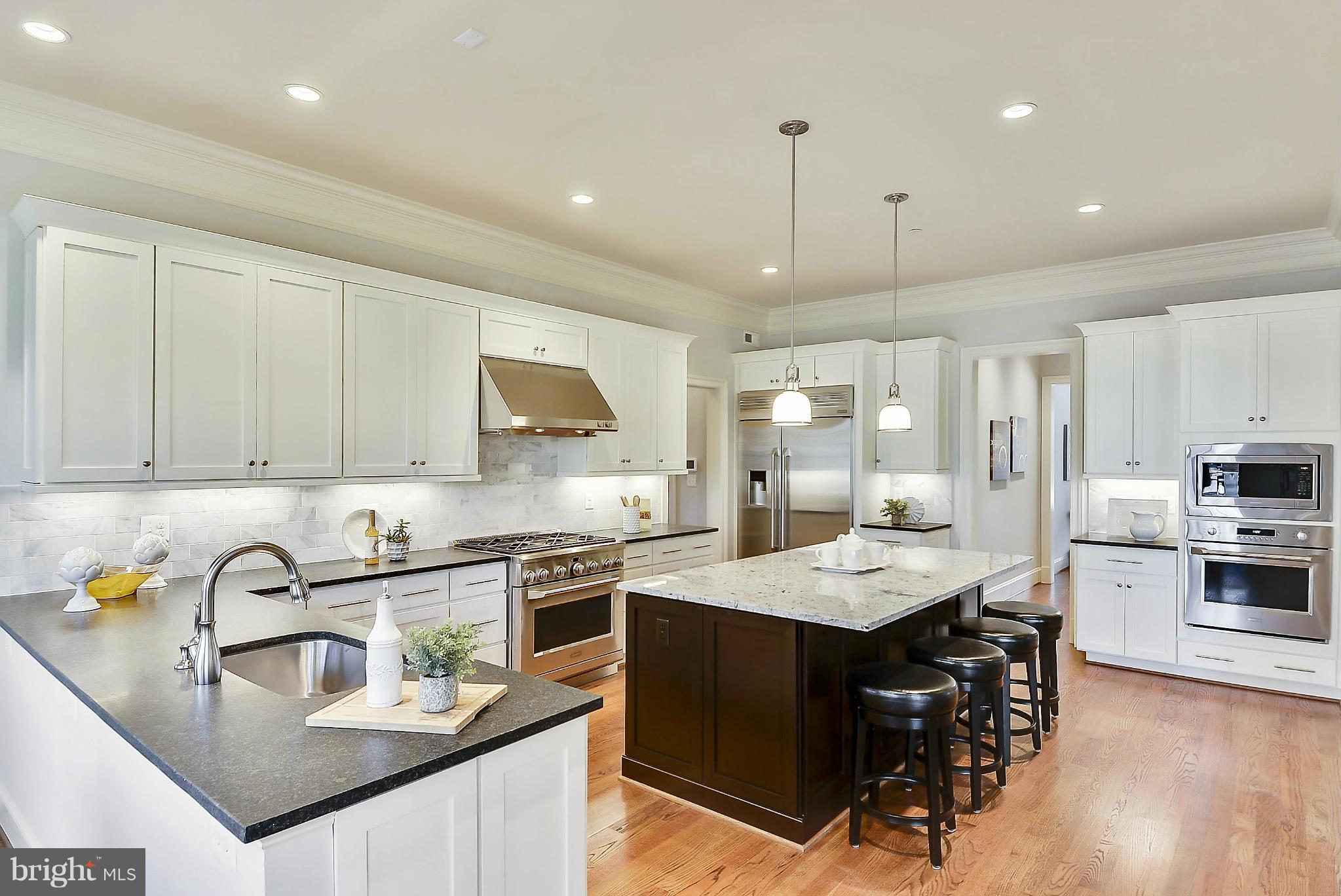 WOODHAVEN - Residential