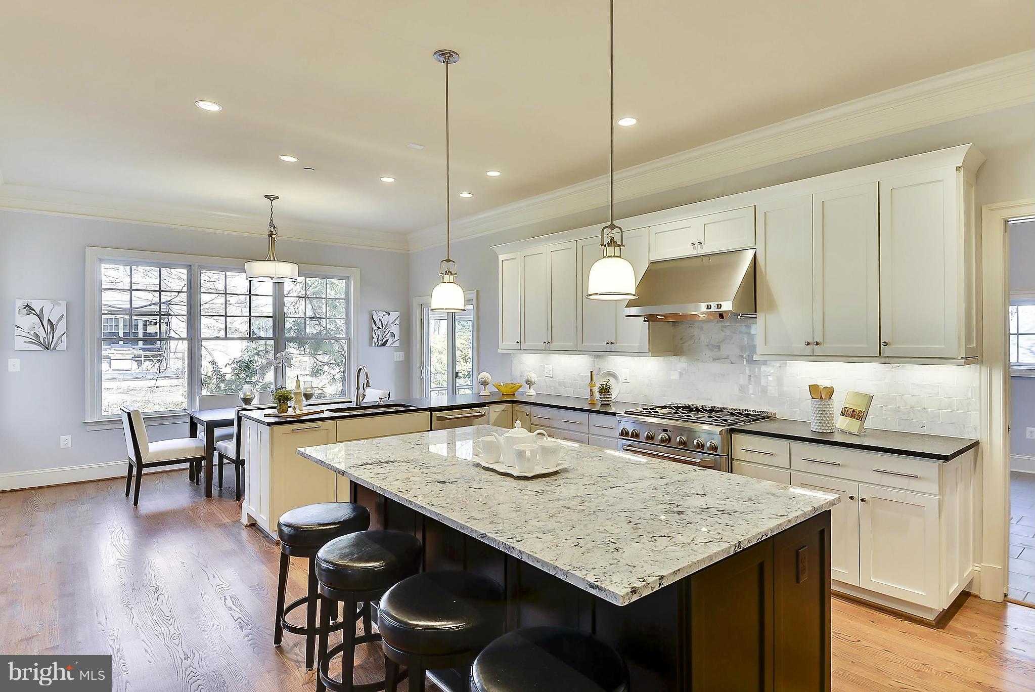 WOODHAVEN - Residential