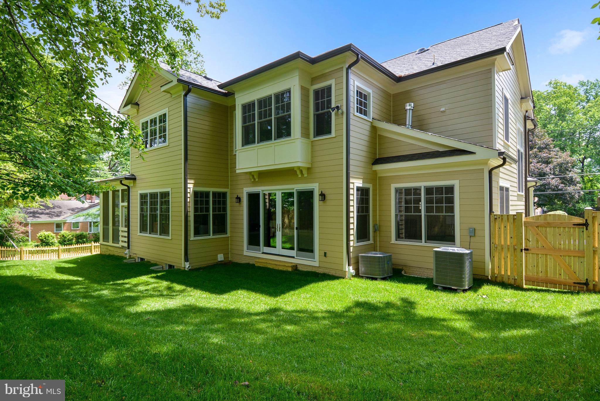 WOODHAVEN - Residential