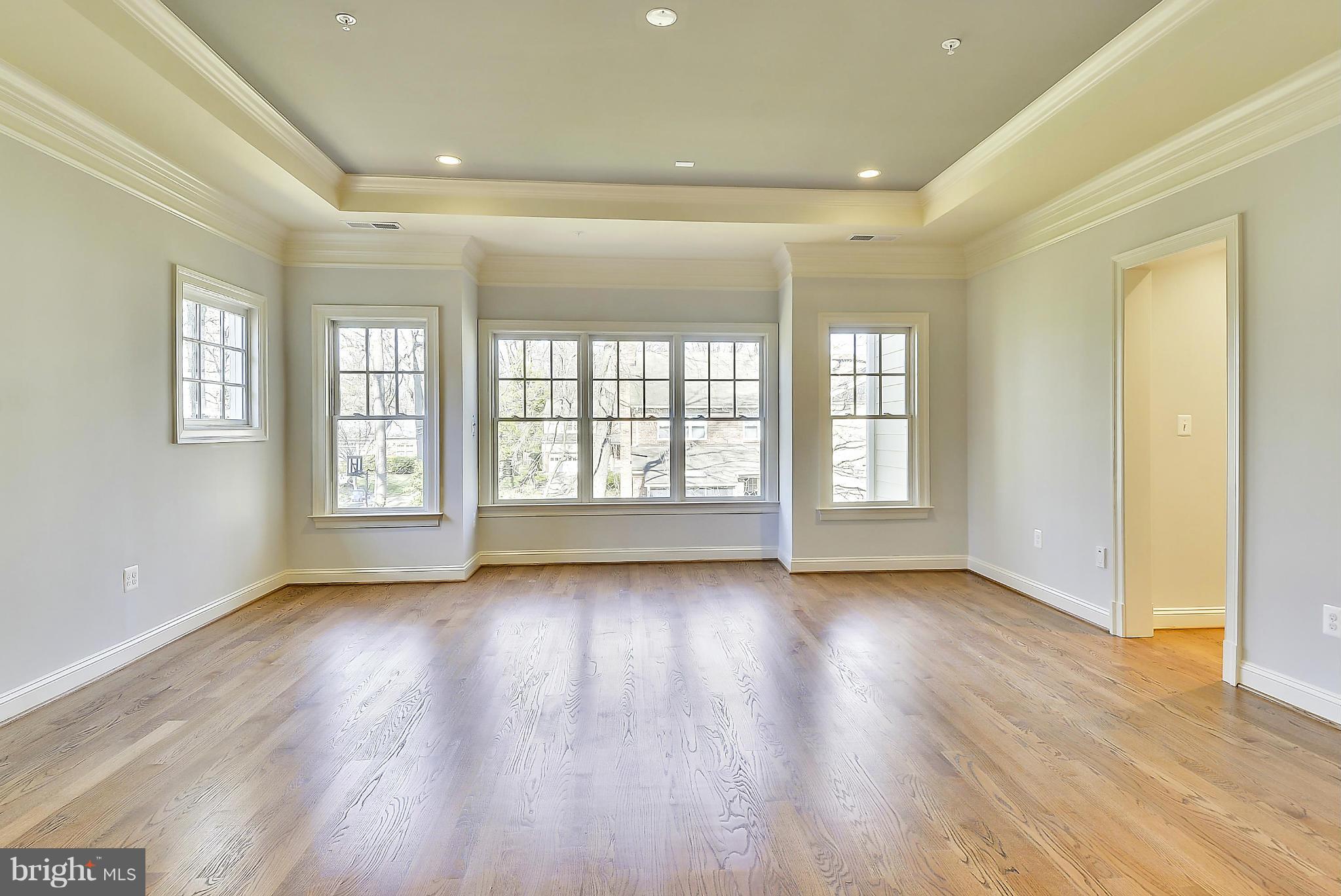 WOODHAVEN - Residential