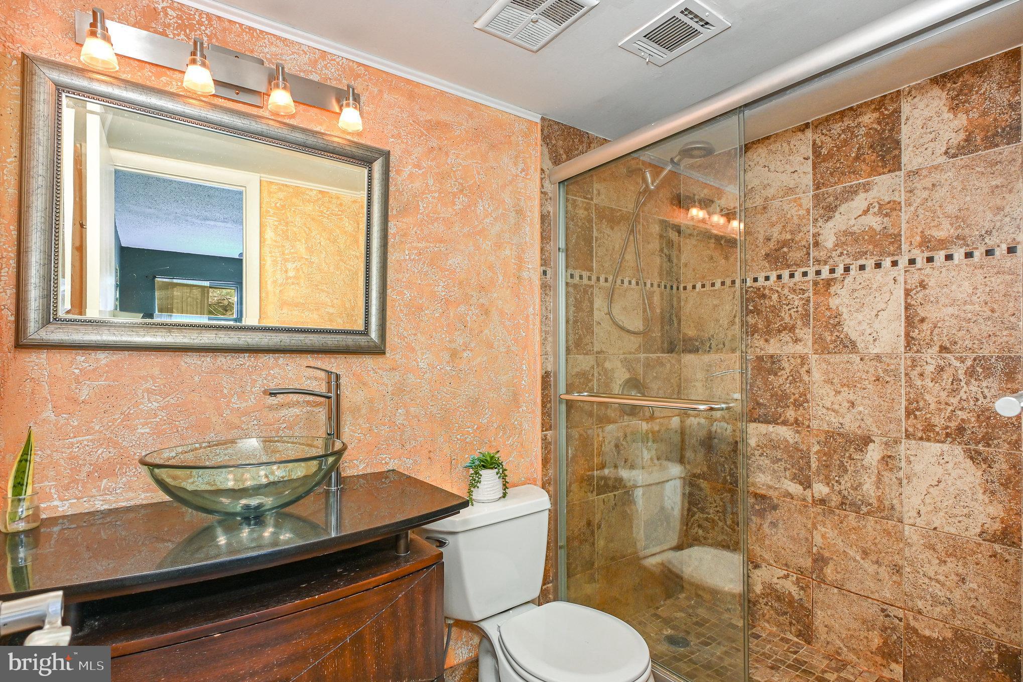 ROCKLAND RUN - Residential