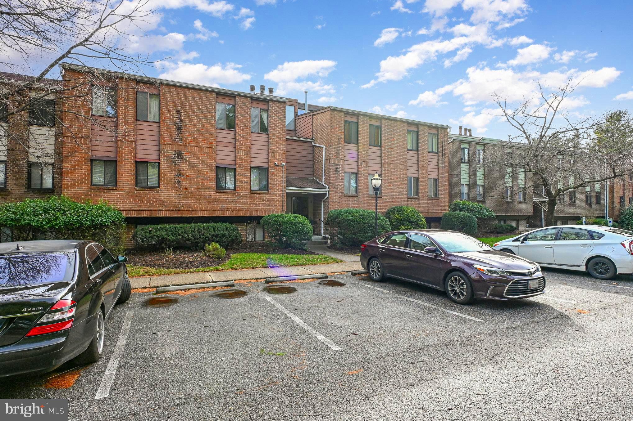 ROCKLAND RUN - Residential