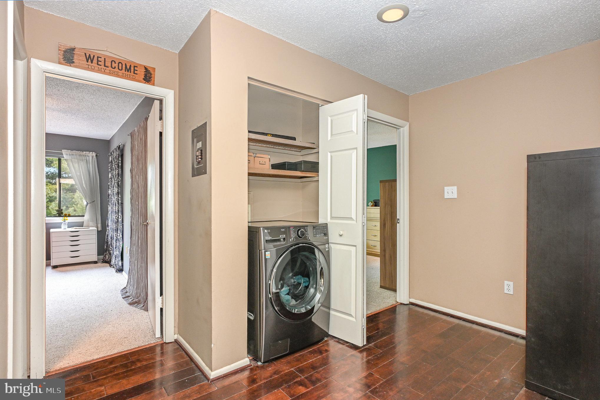 ROCKLAND RUN - Residential