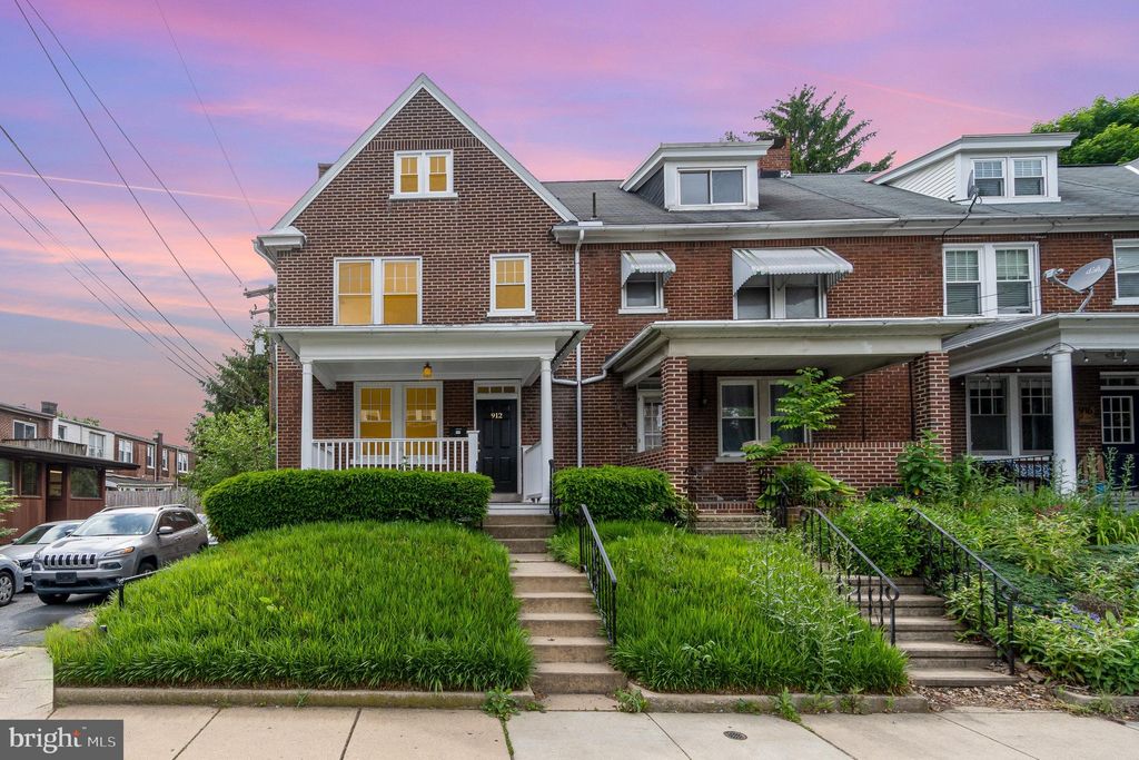 Photo of 912 N Duke Street, Lancaster, PA 17602 (MLS # PALA2051660)