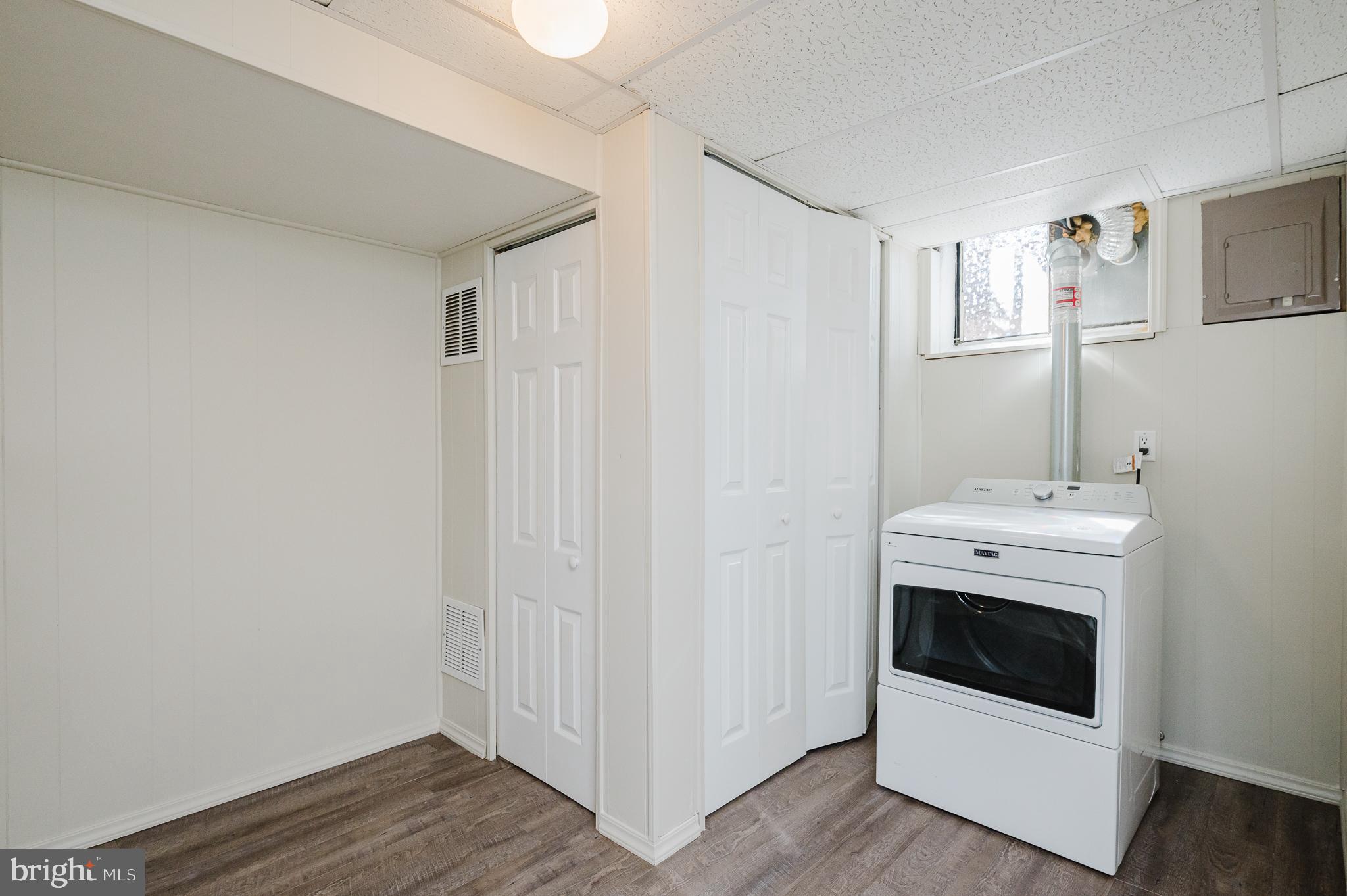 MIDDLESEX - Residential