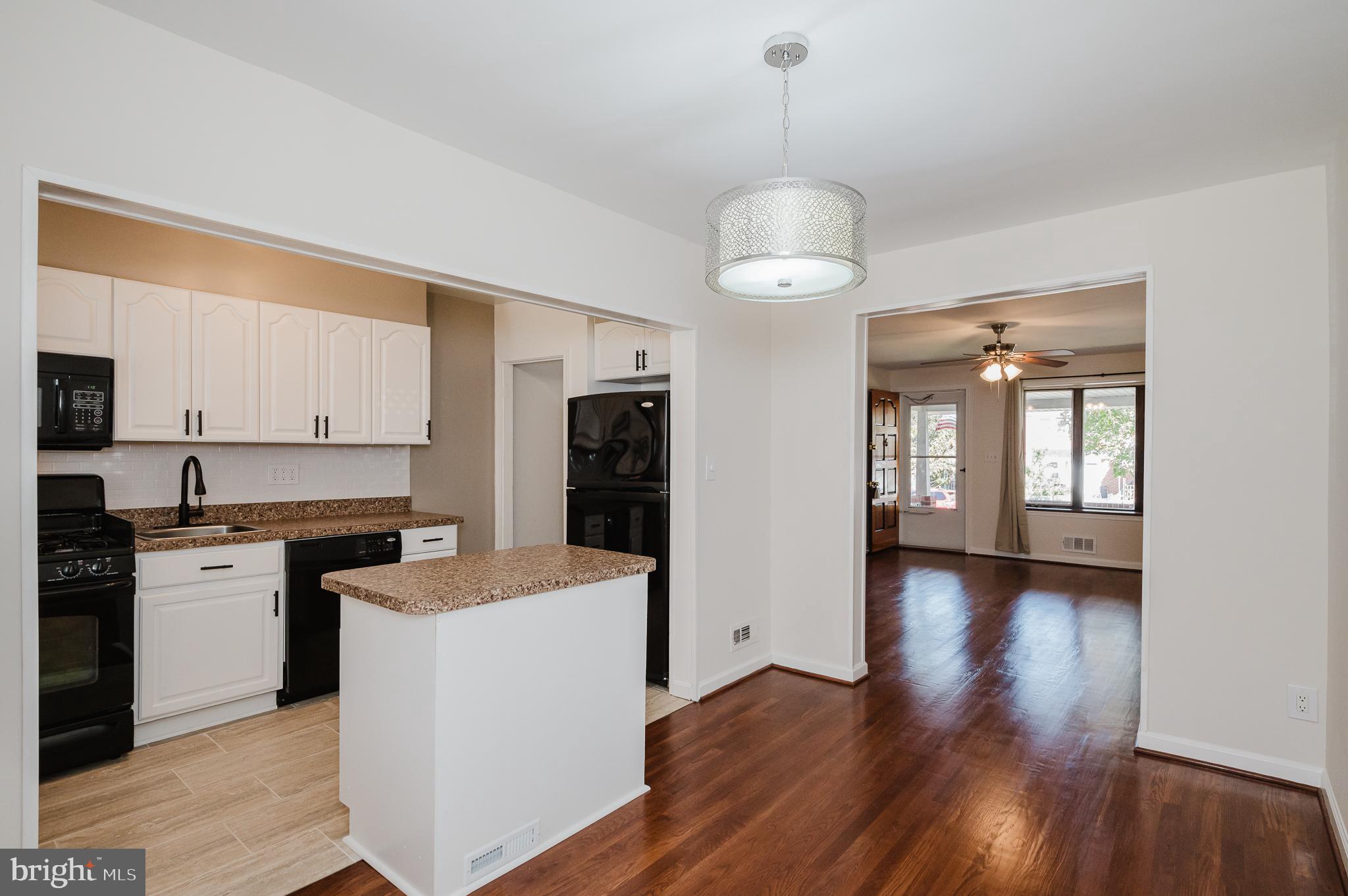 MIDDLESEX - Residential