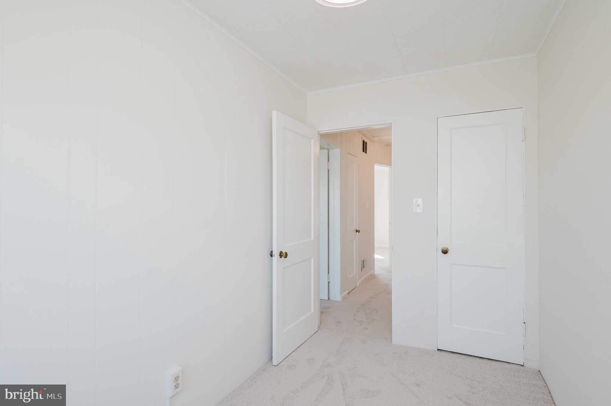 MIDDLESEX - Residential