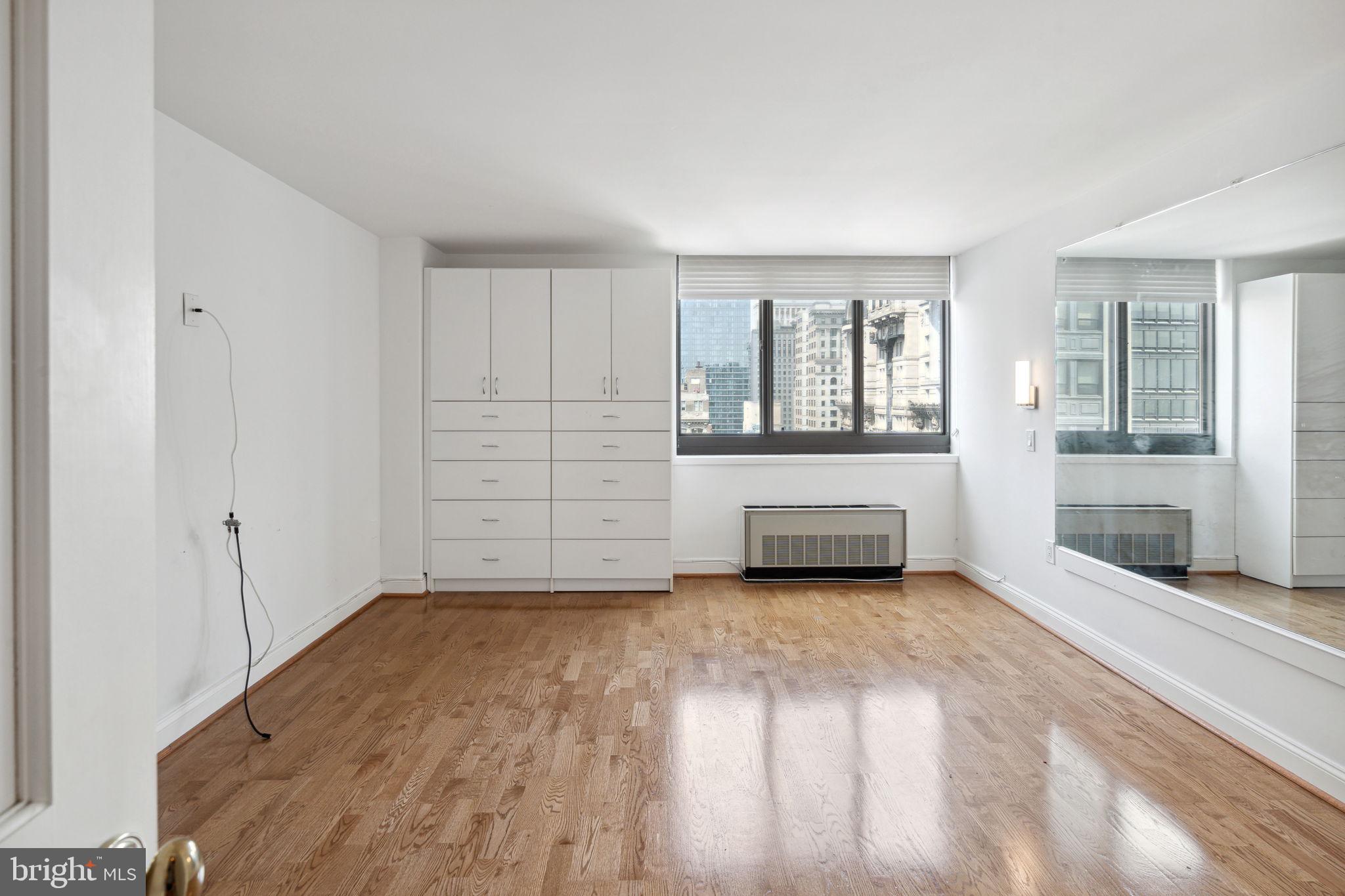 AVENUE OF THE ARTS - Residential