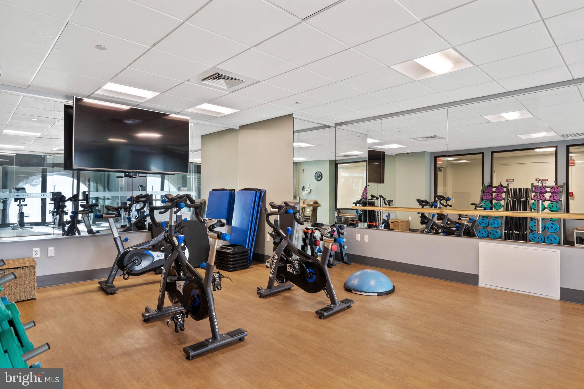 AVENUE OF THE ARTS - Residential