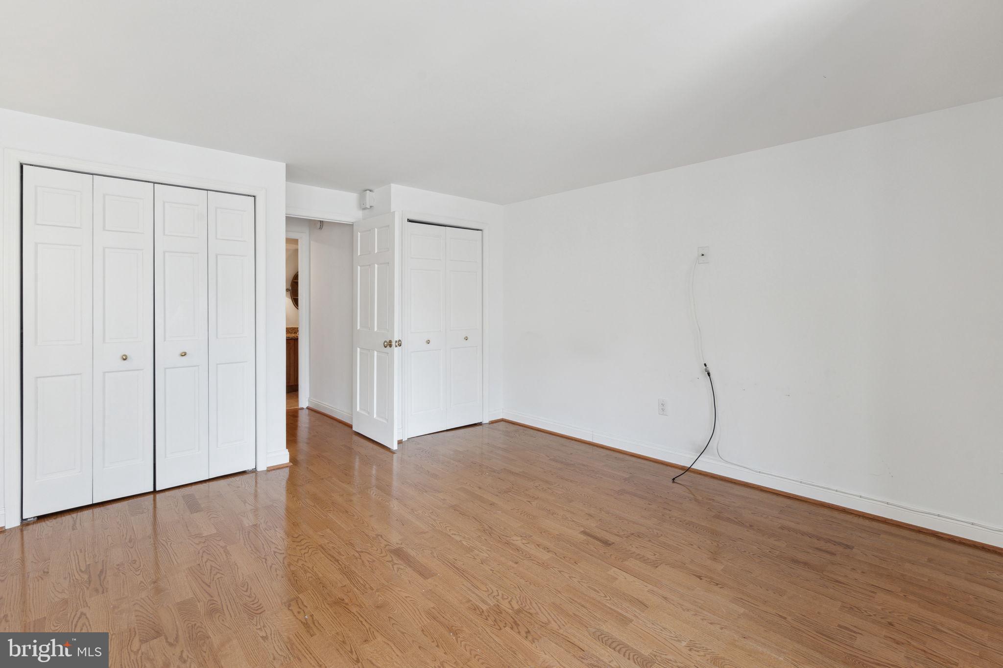 AVENUE OF THE ARTS - Residential