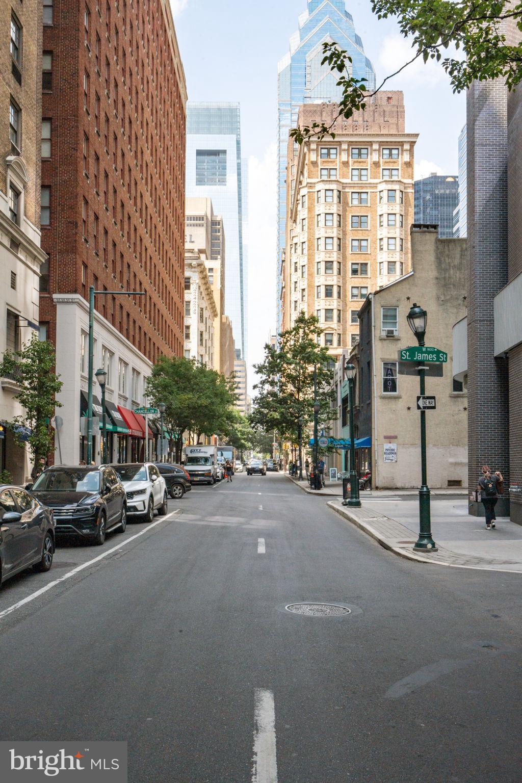 AVENUE OF THE ARTS - Residential