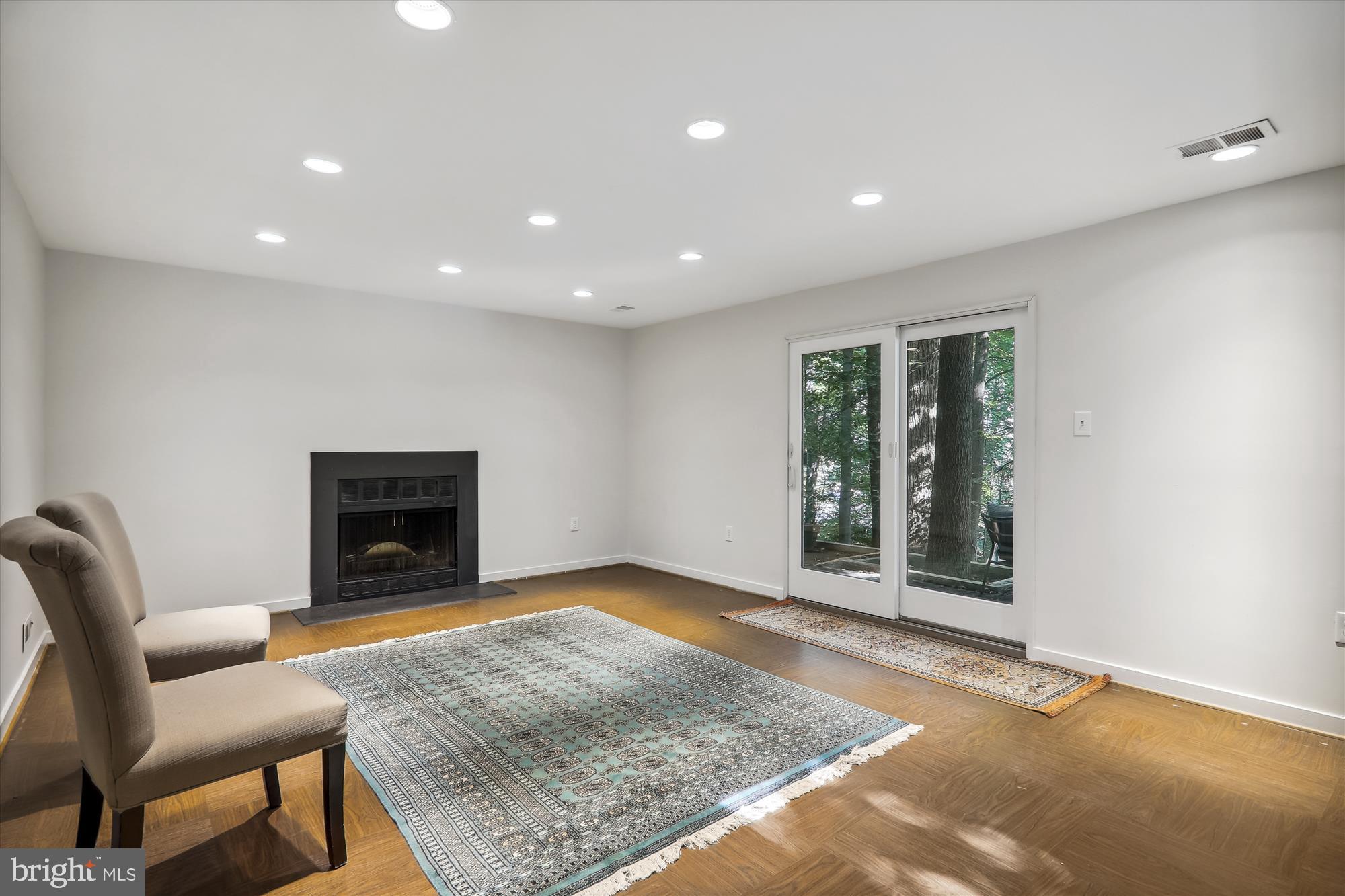 TAKOMA PARK - Residential