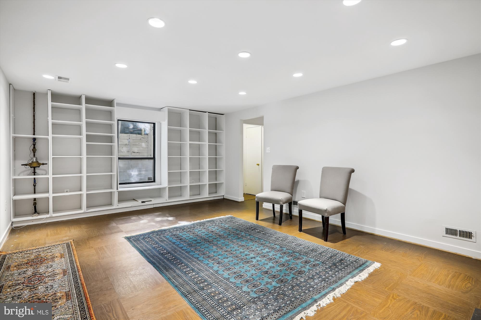 TAKOMA PARK - Residential