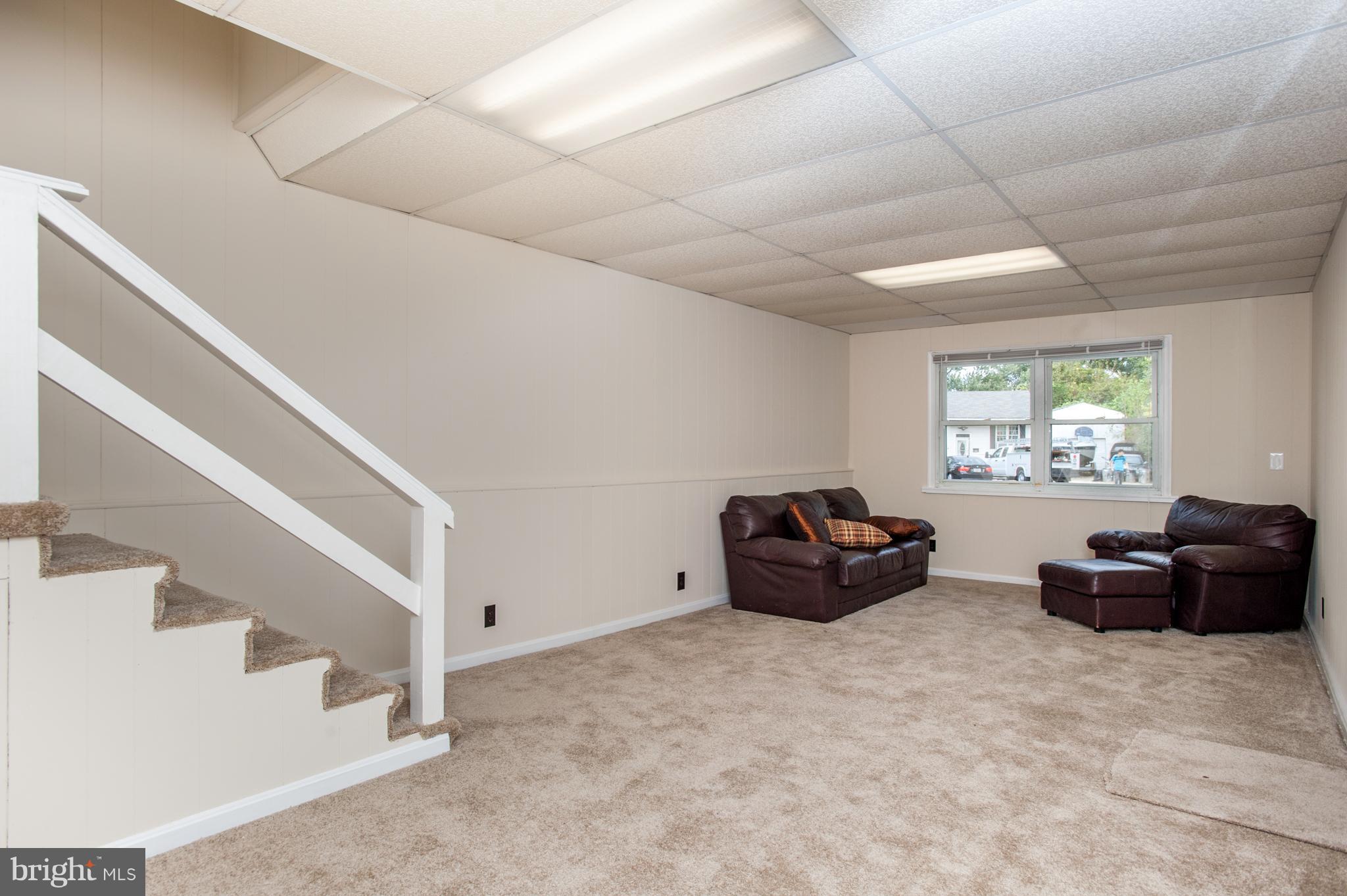 SUBURBIA - Residential