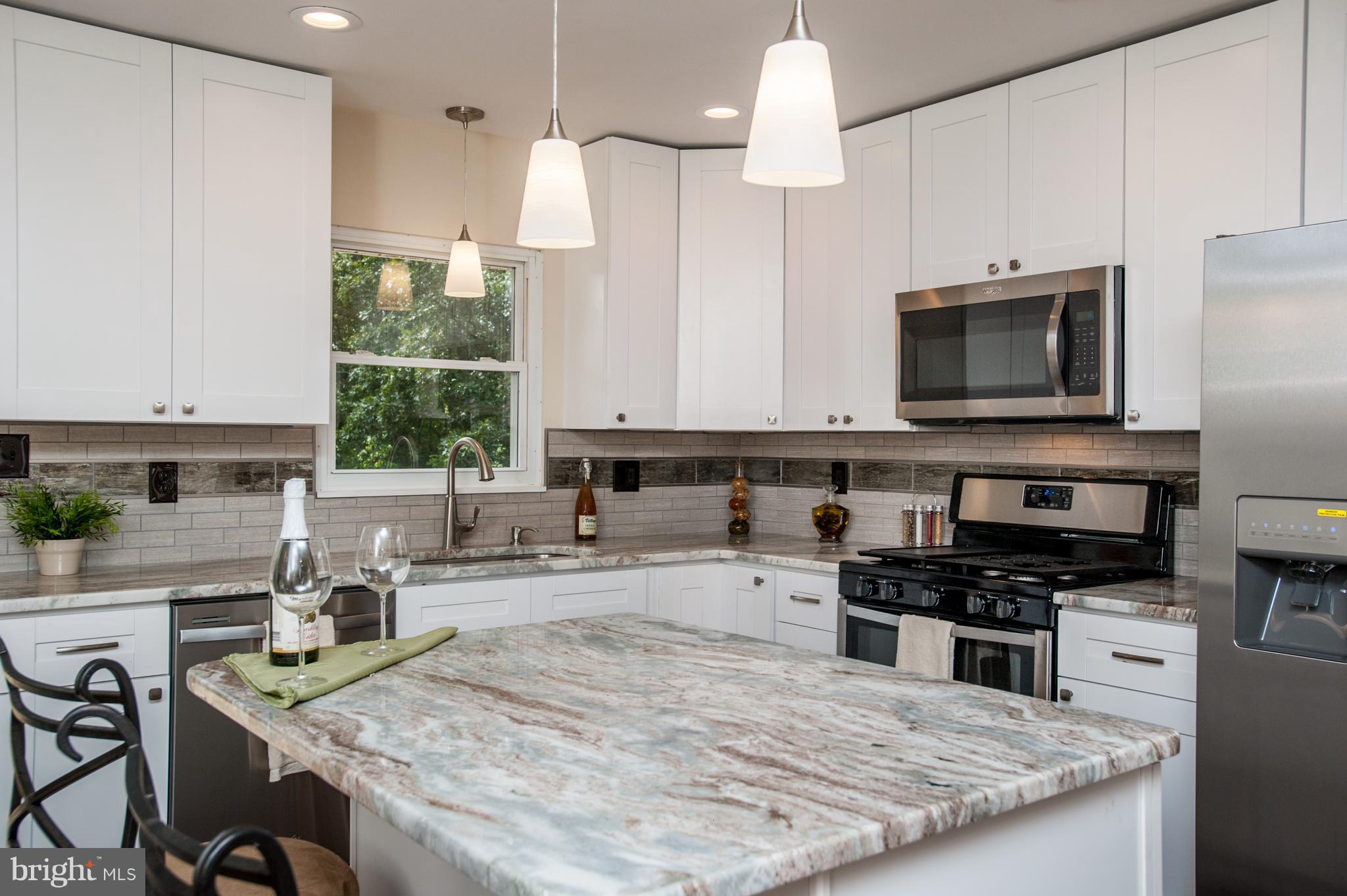 SUBURBIA - Residential